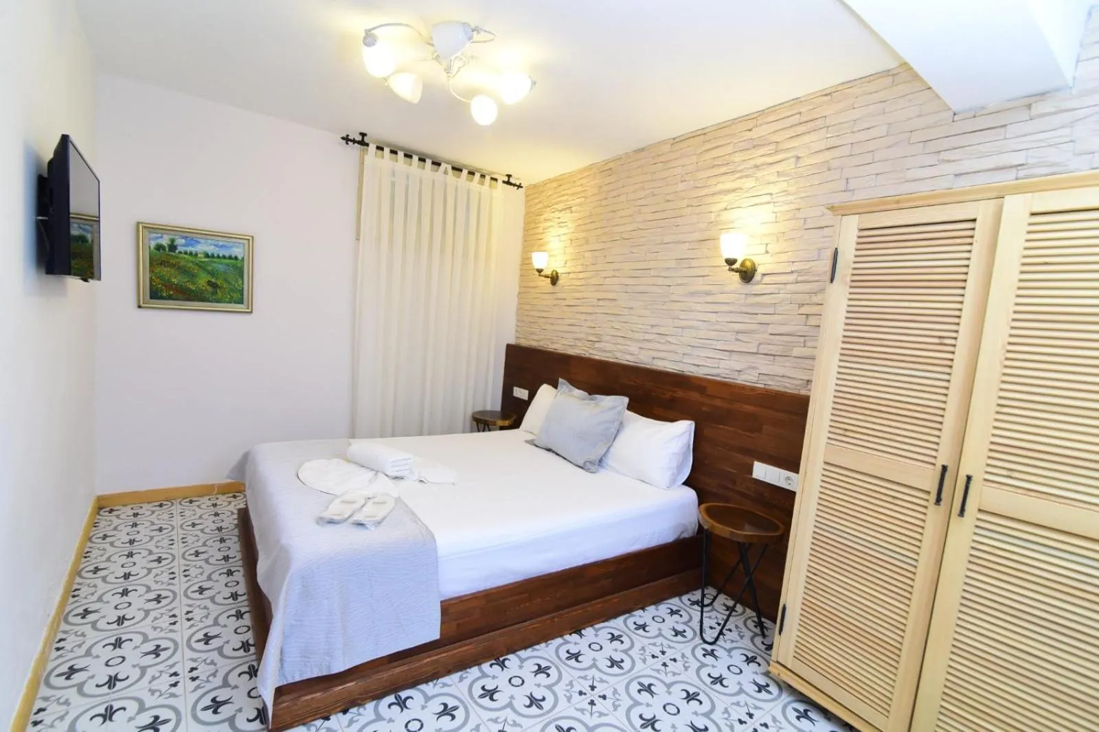 Photo of the whole room, Bed in Micel Otel Alacati