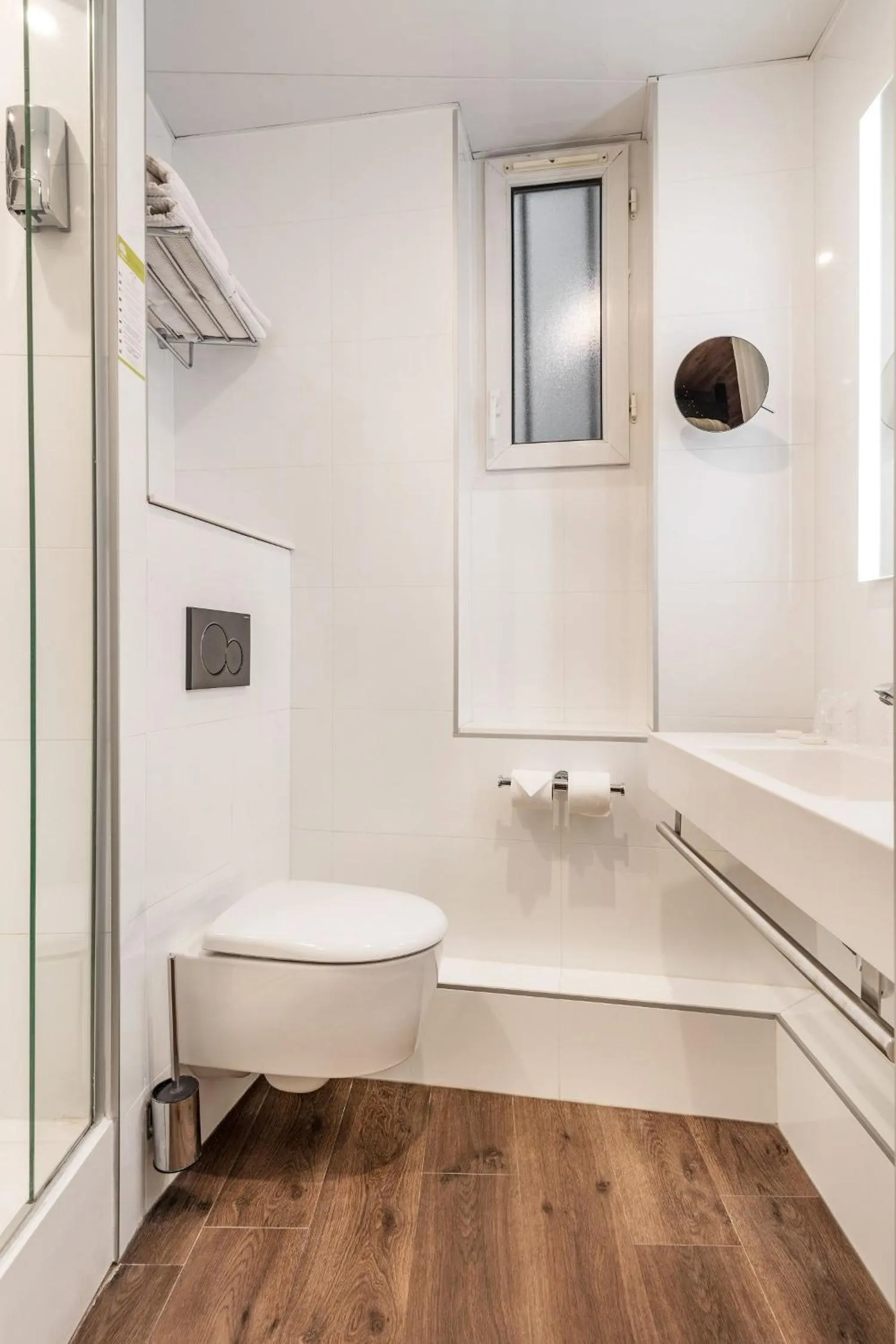 Toilet in Courcelles Médéric