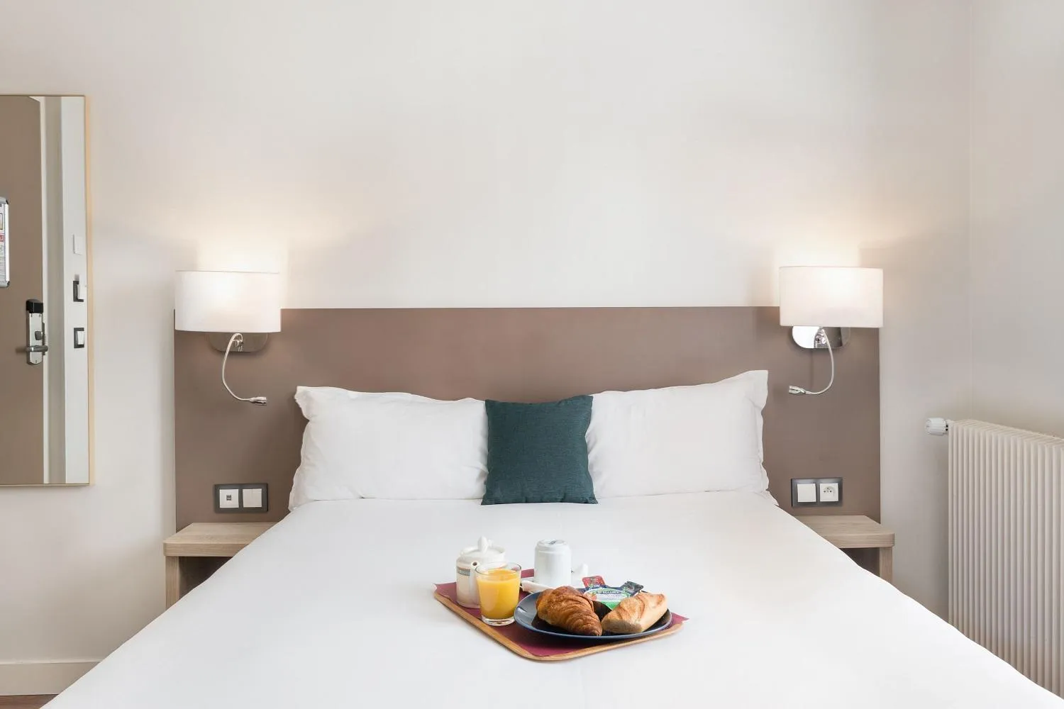 Bed in Courcelles Médéric