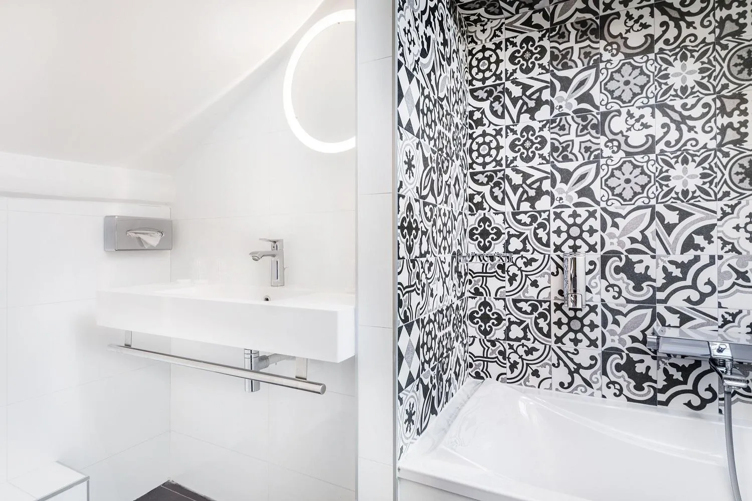 Bathroom in Courcelles Médéric