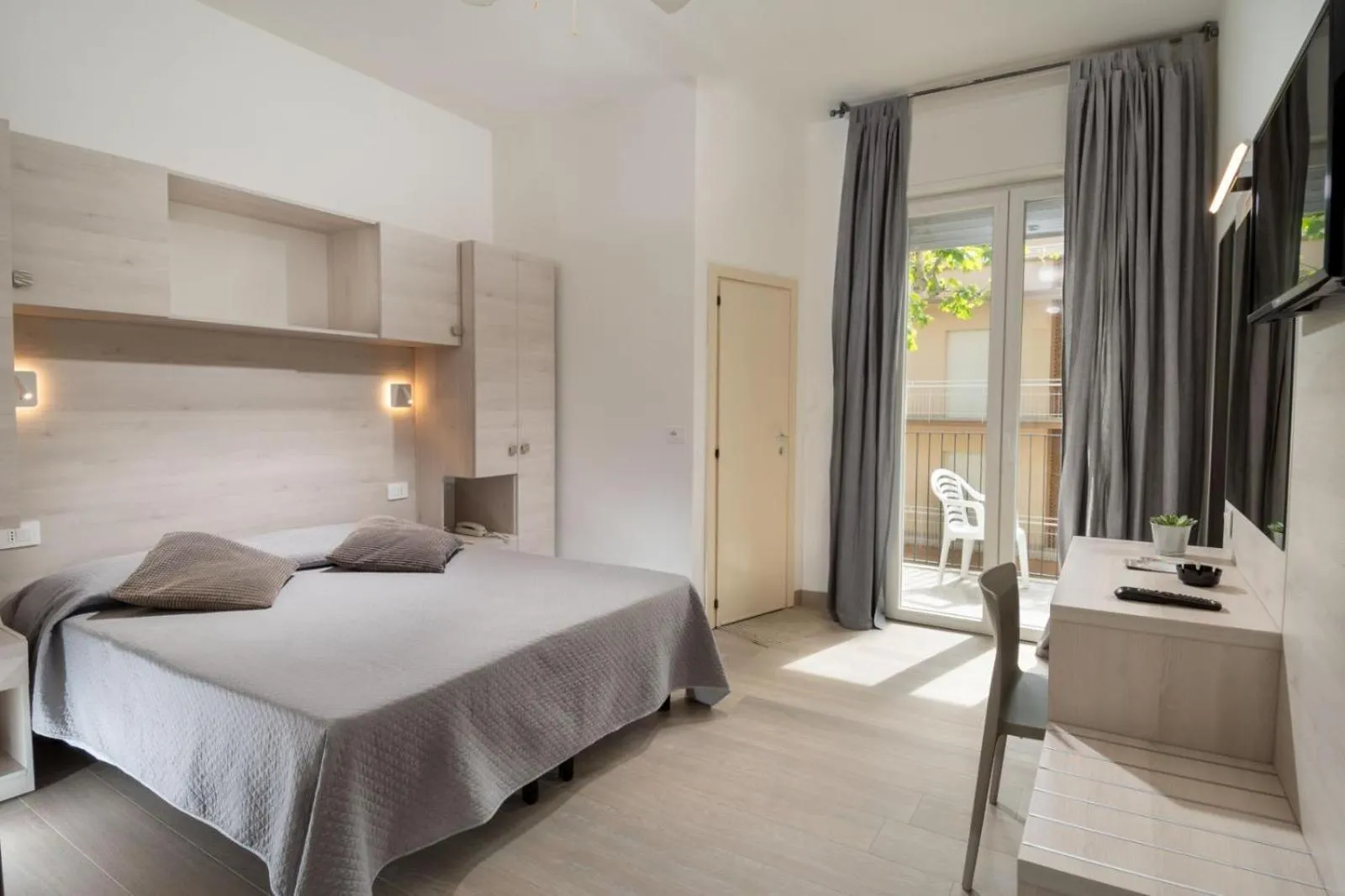 Bed in Hotel Anna Gabicce Mare