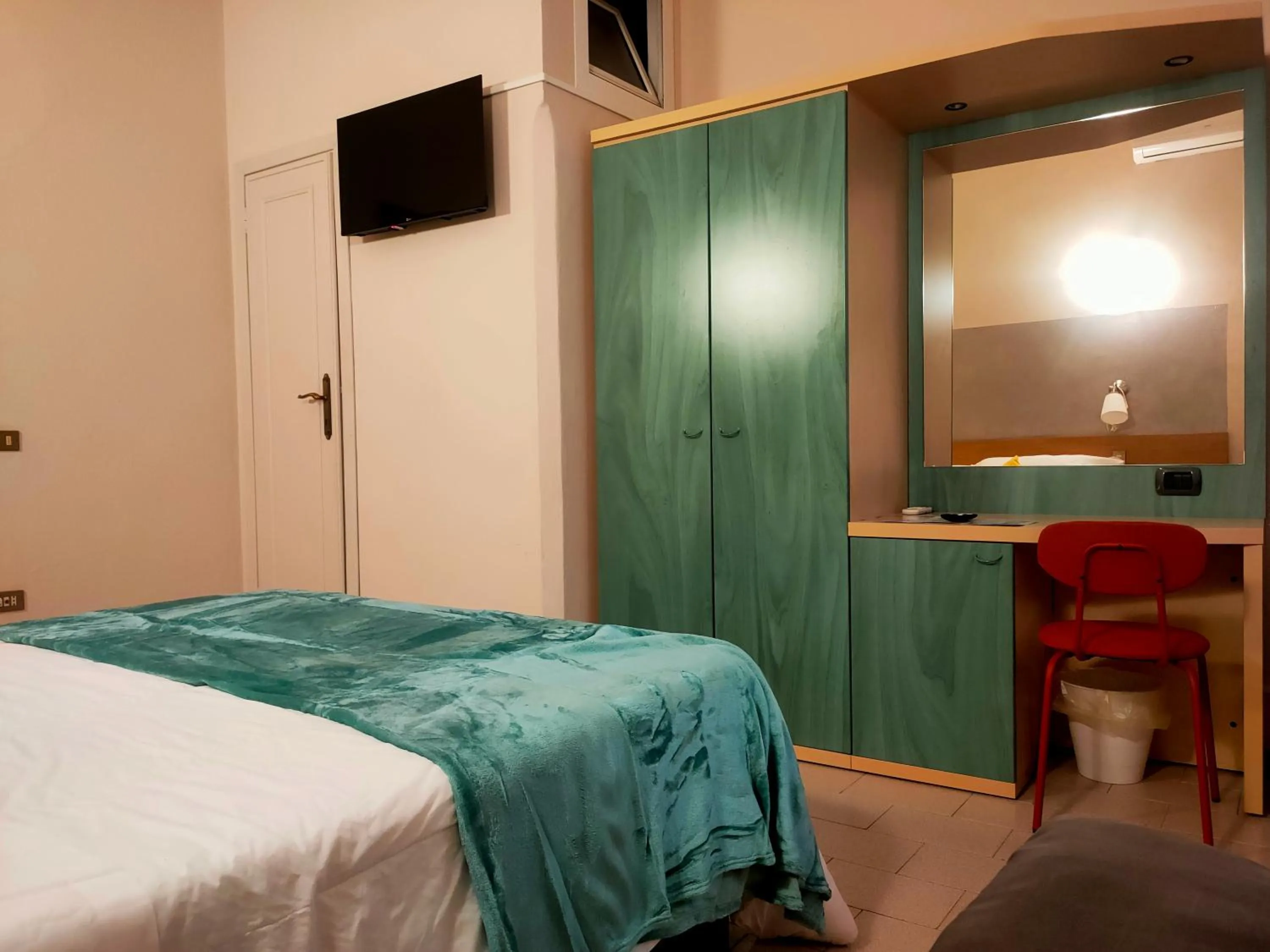 Bedroom, Bed in Hotel Il Boschetto