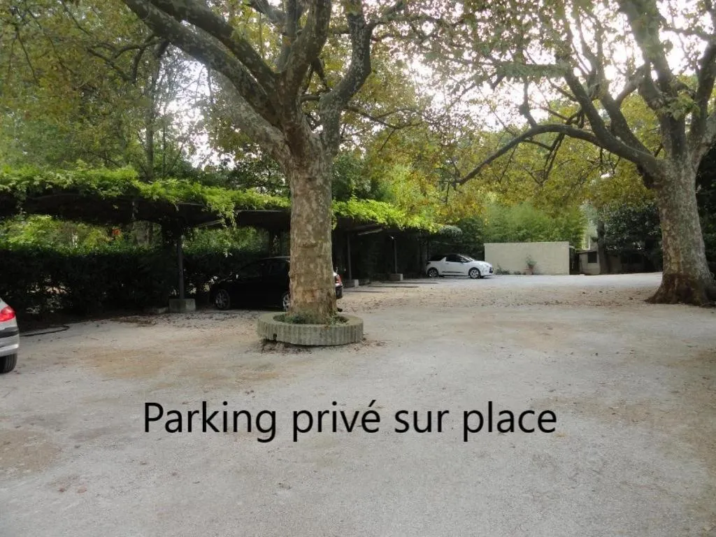Parking in Hotel de l'île