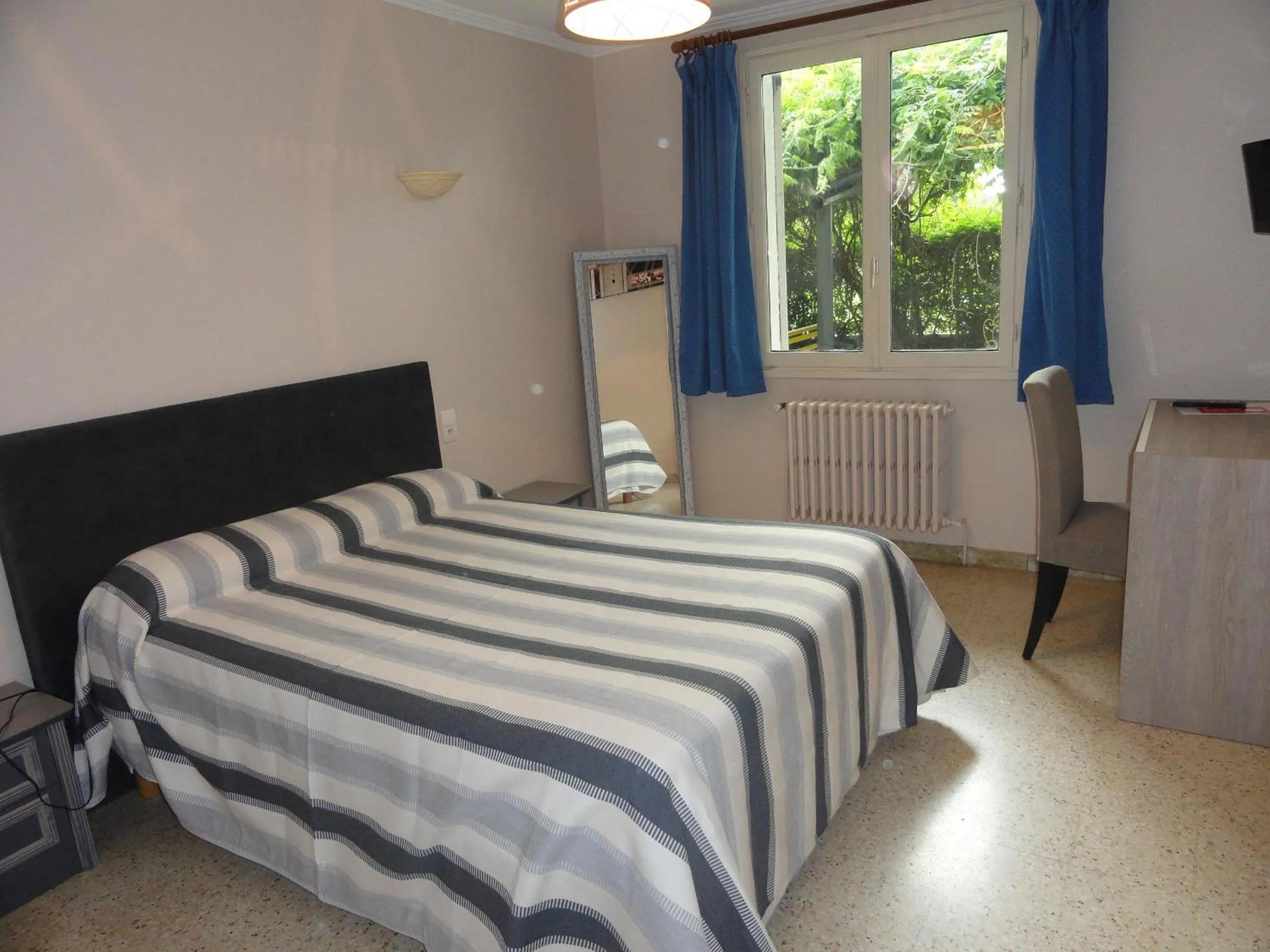 Bedroom in Hotel de l'île