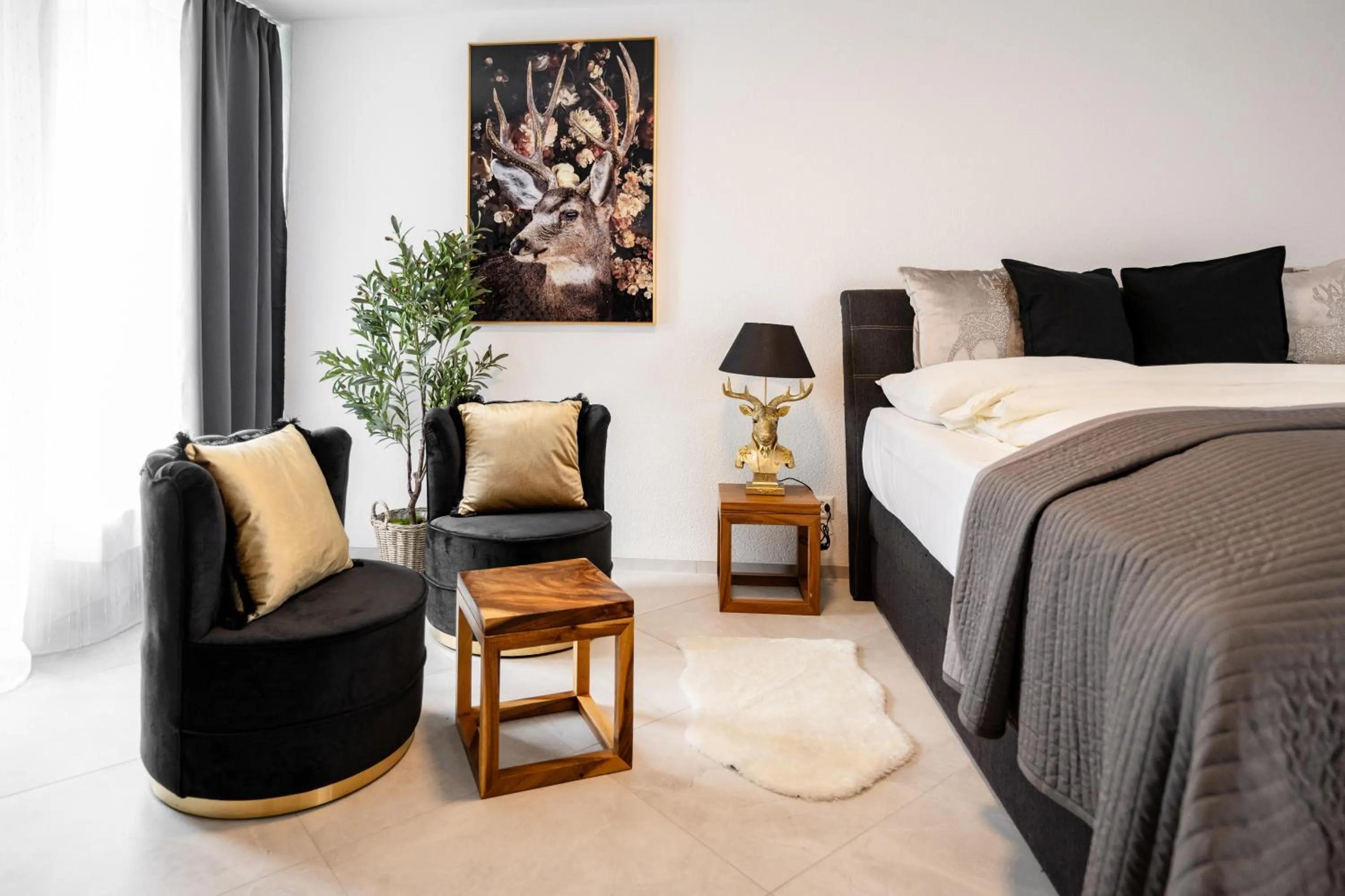 Restaurant/places to eat, Bed in Hotel Egerkingen, idealer Zwischenstopp