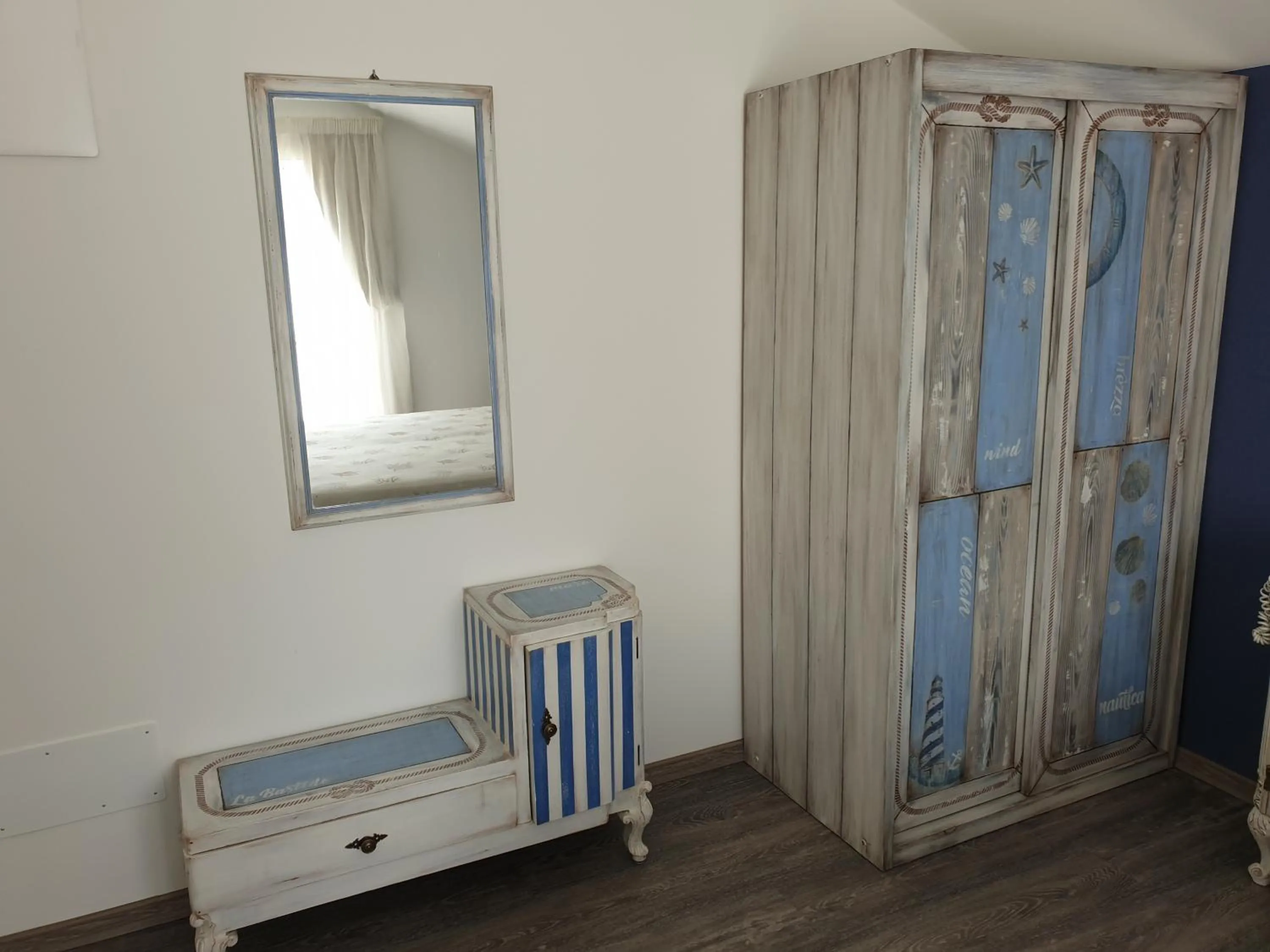 wardrobe in Hotel Villa Esedra