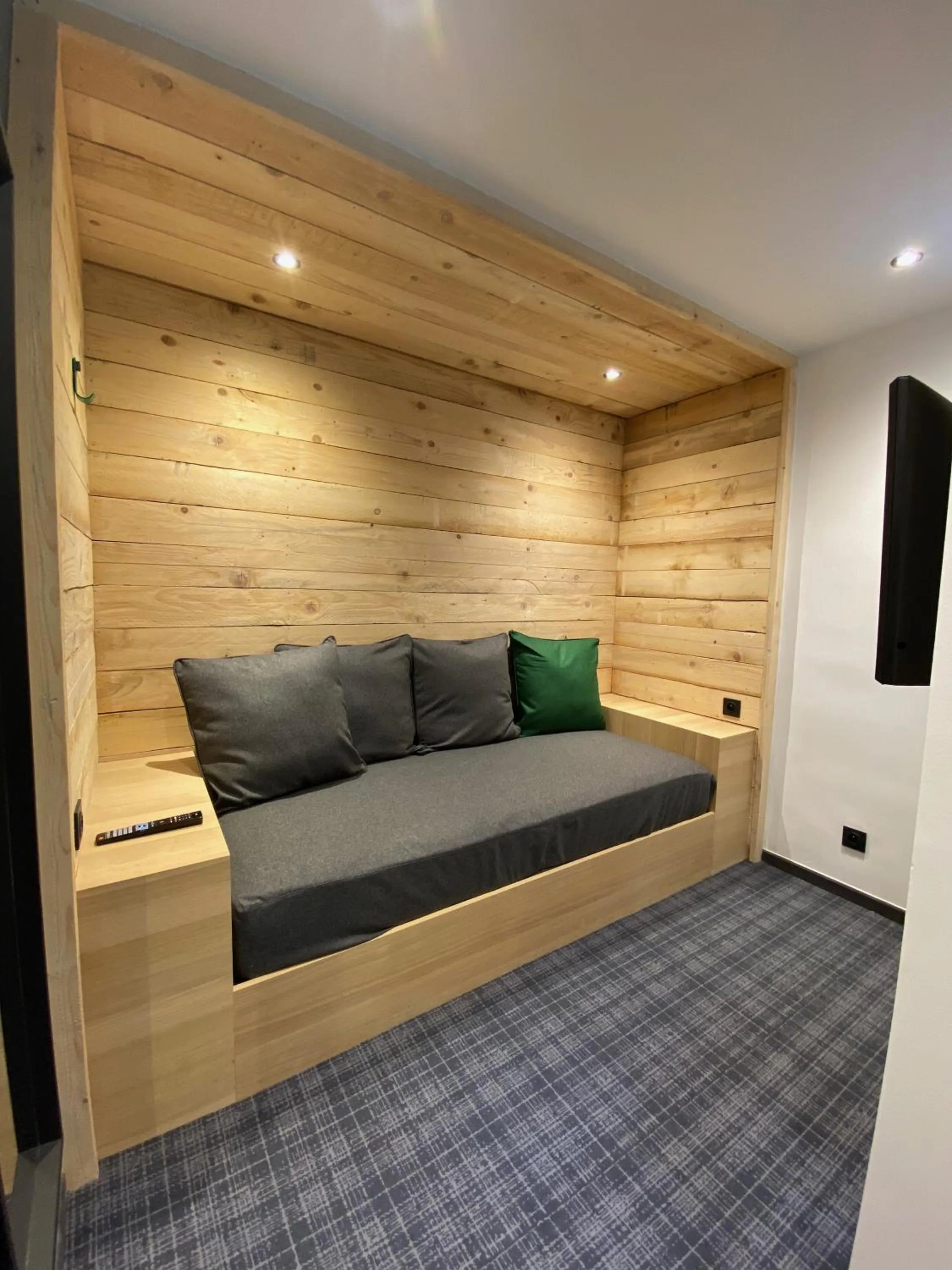 Bed in Hôtel 16 | 150 Montagne & Spa Nuxe