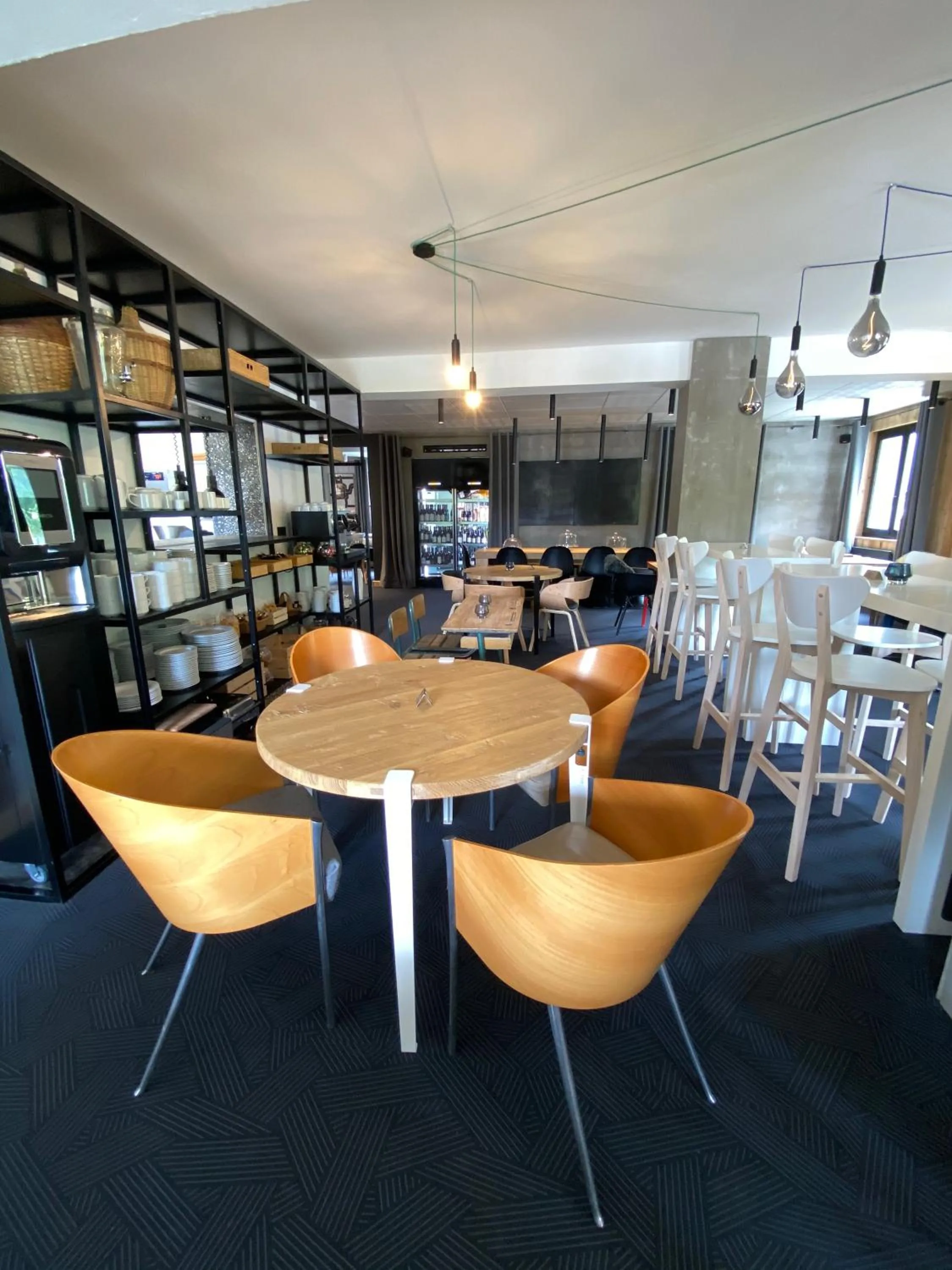 Restaurant/places to eat in Hôtel 16 | 150 Montagne & Spa Nuxe