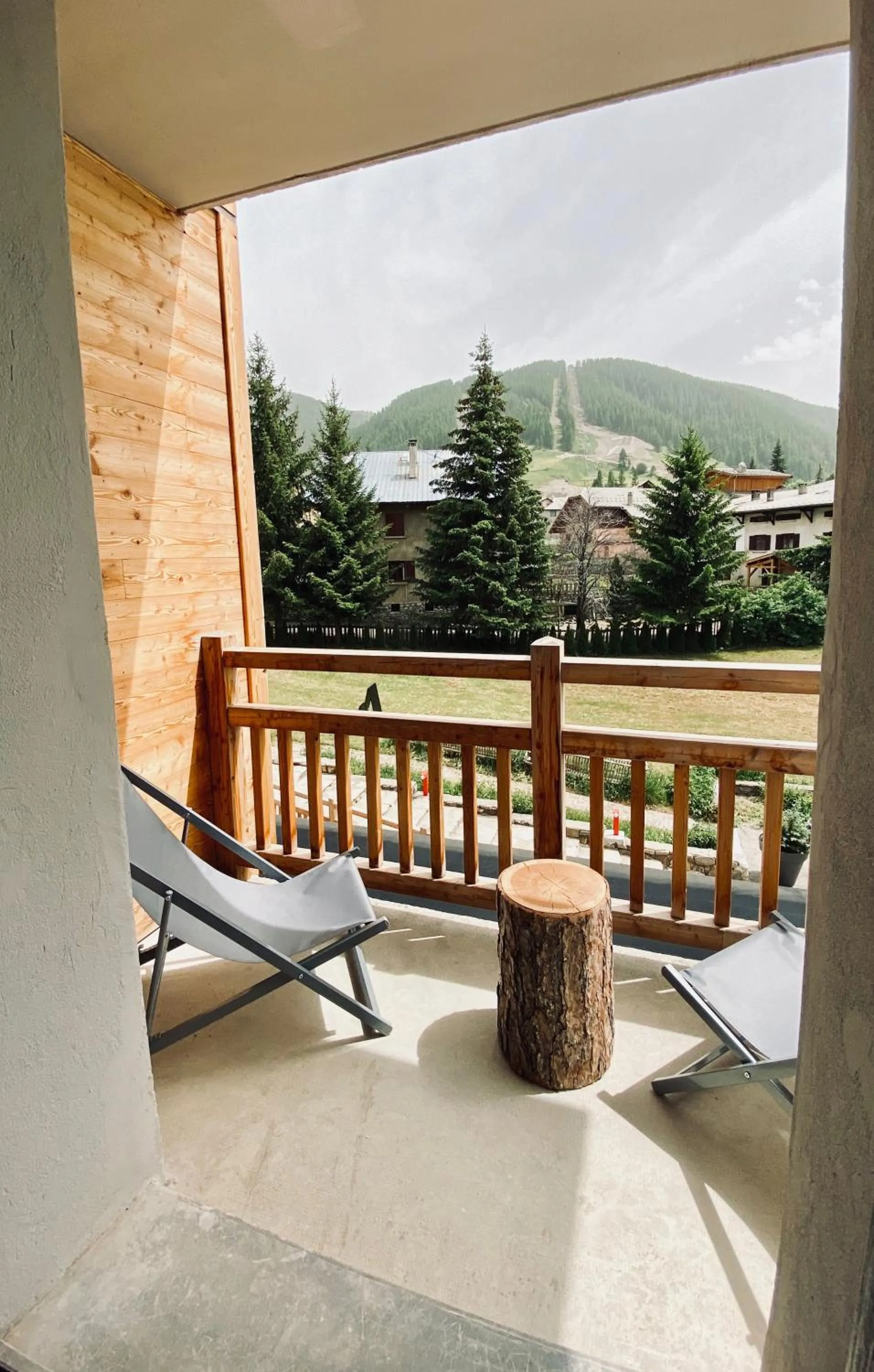 Balcony/Terrace in Hôtel 16 | 150 Montagne & Spa Nuxe
