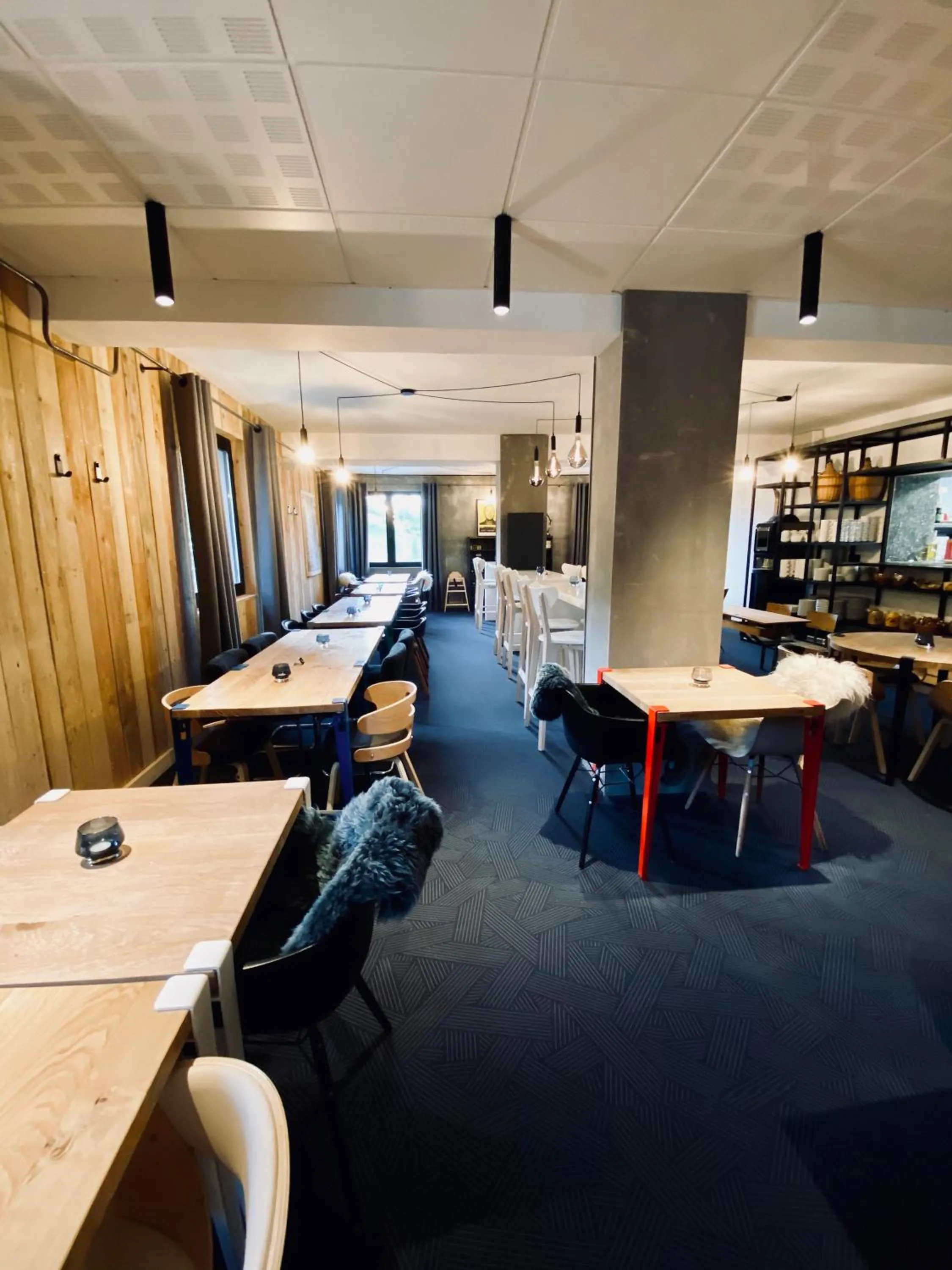 Restaurant/places to eat in Hôtel 16 | 150 Montagne & Spa Nuxe