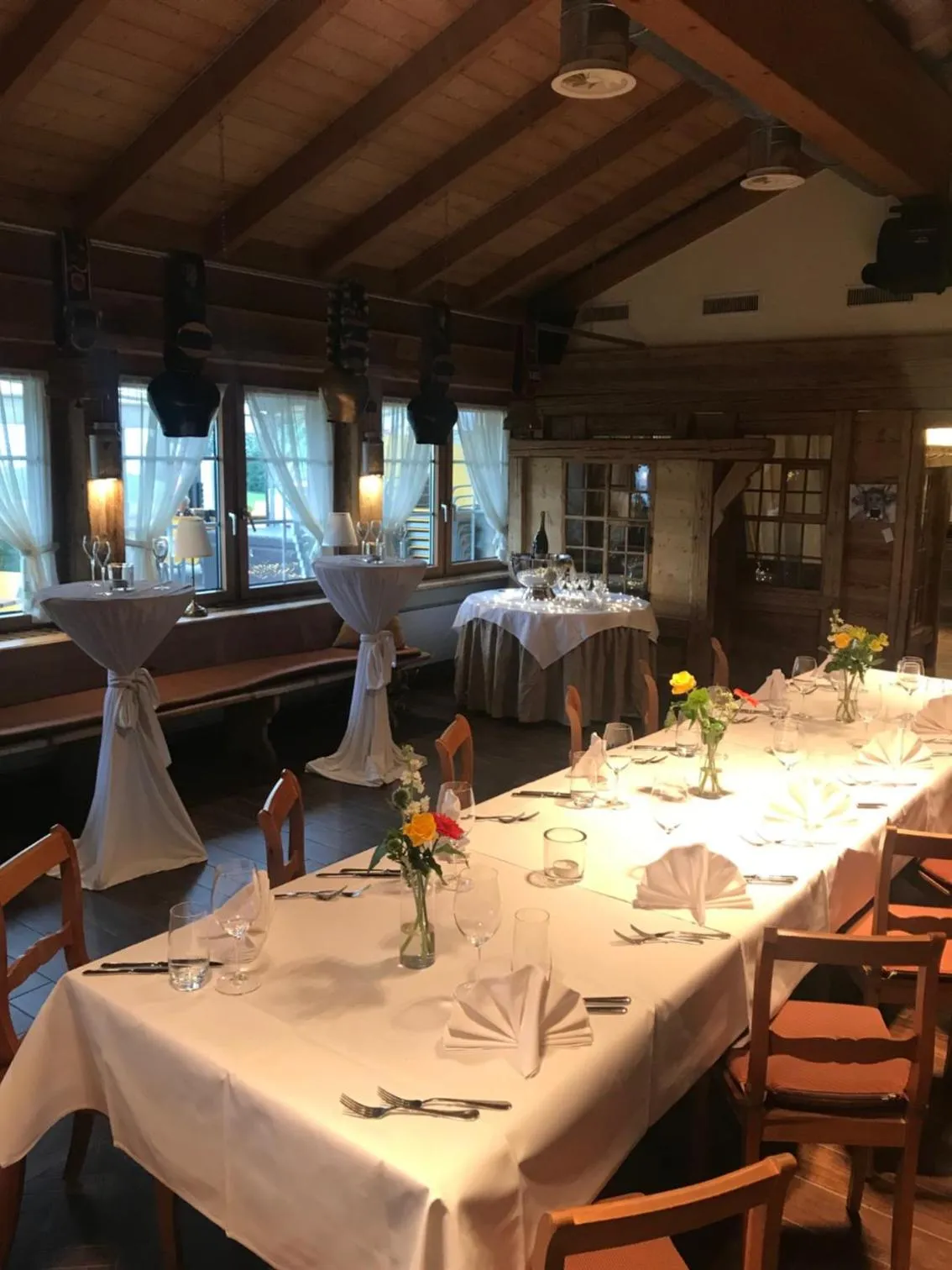 Restaurant/places to eat in Landgasthof und Seminarhotel Lueg