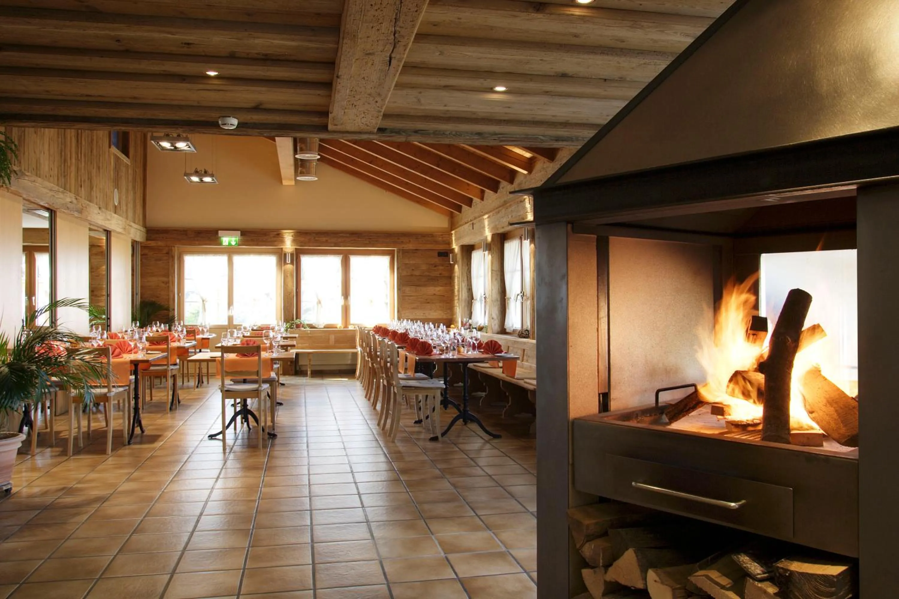 Restaurant/places to eat in Landgasthof und Seminarhotel Lueg