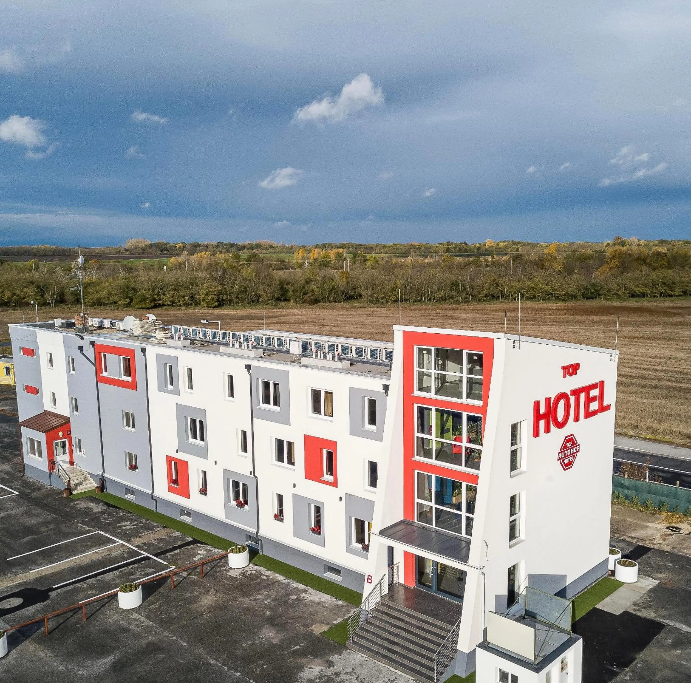 Property building in 171 Hotel Hegyeshalom