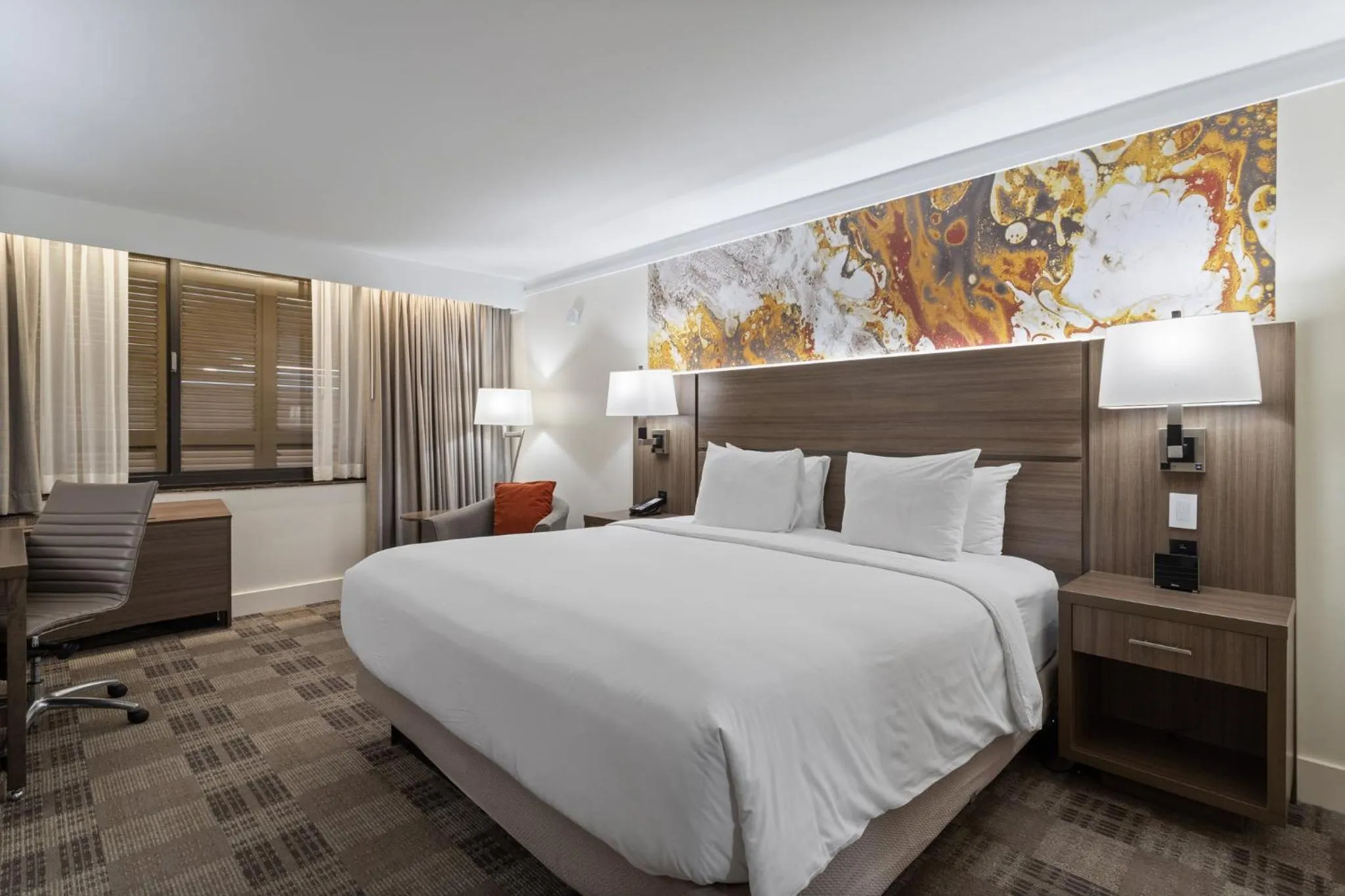 Photo of the whole room, Bed in Crowne Plaza Executive Center Baton Rouge by IHG