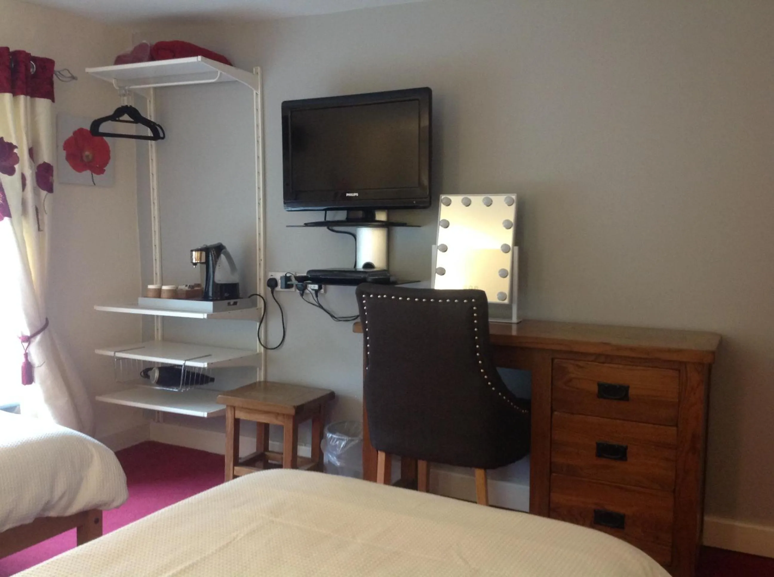 Bedroom, Bed in Afon Duad Inn