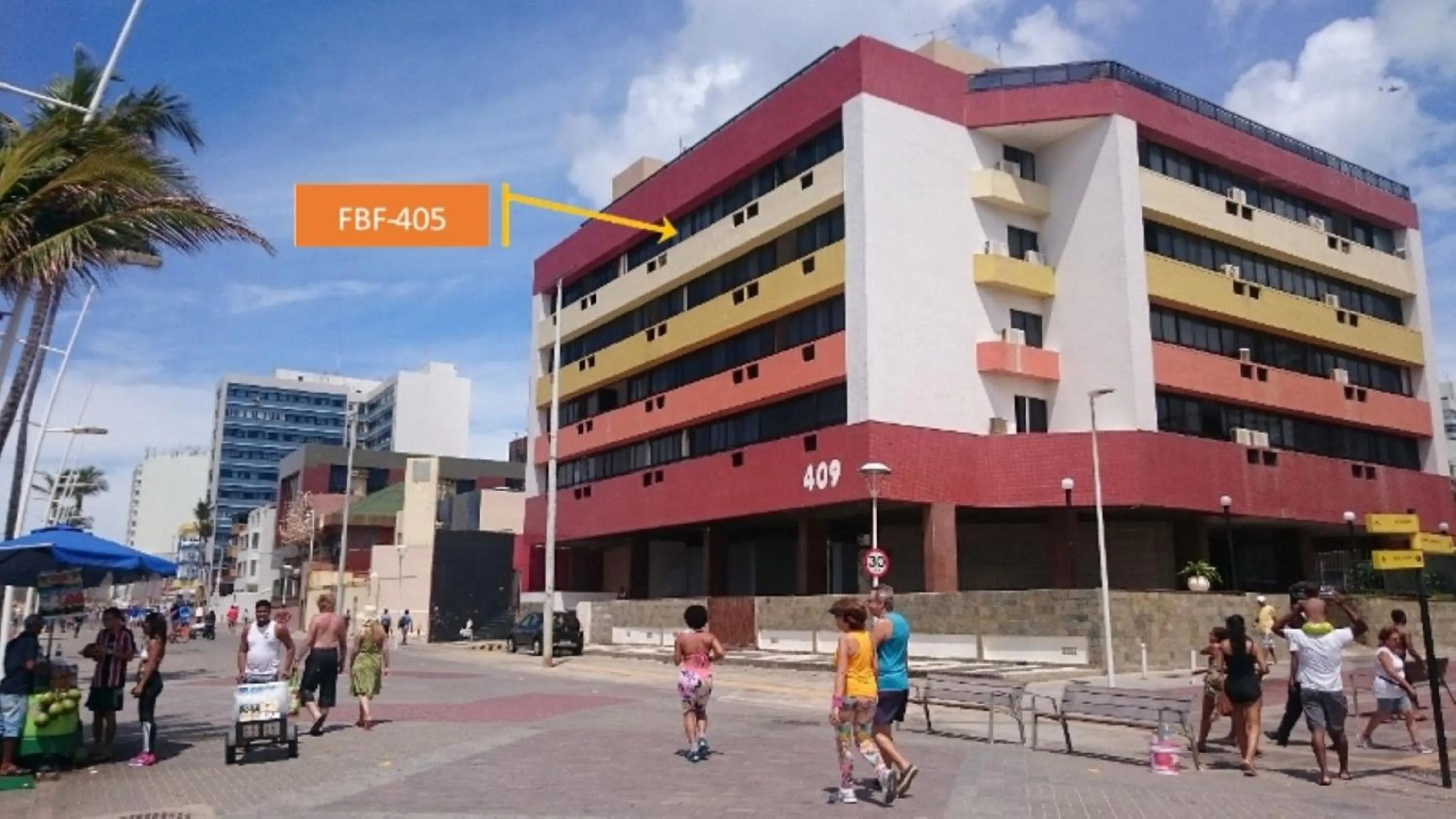 Property building in Farol Barra Flat