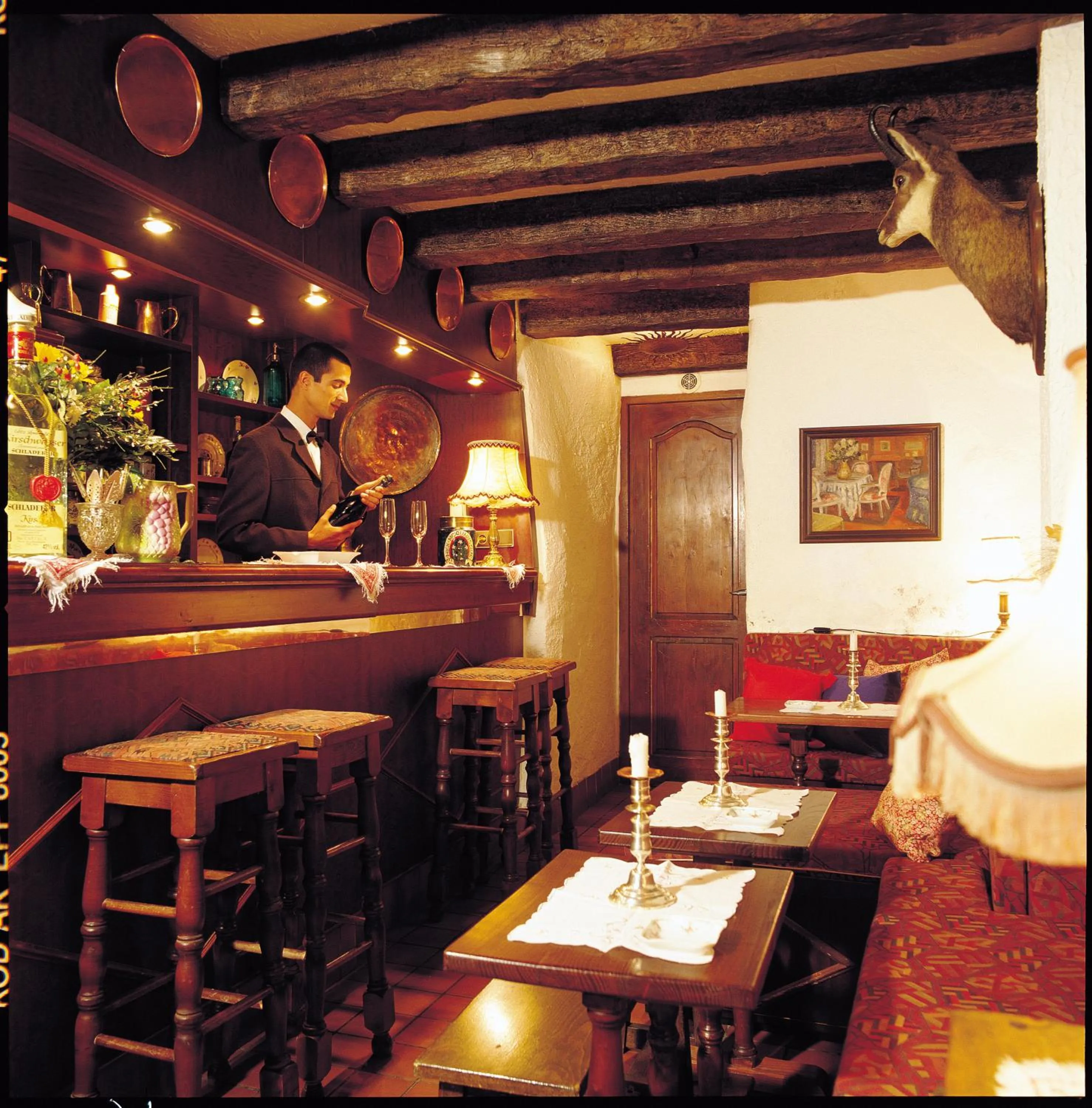 Lounge or bar in L'Auberge du Choucas