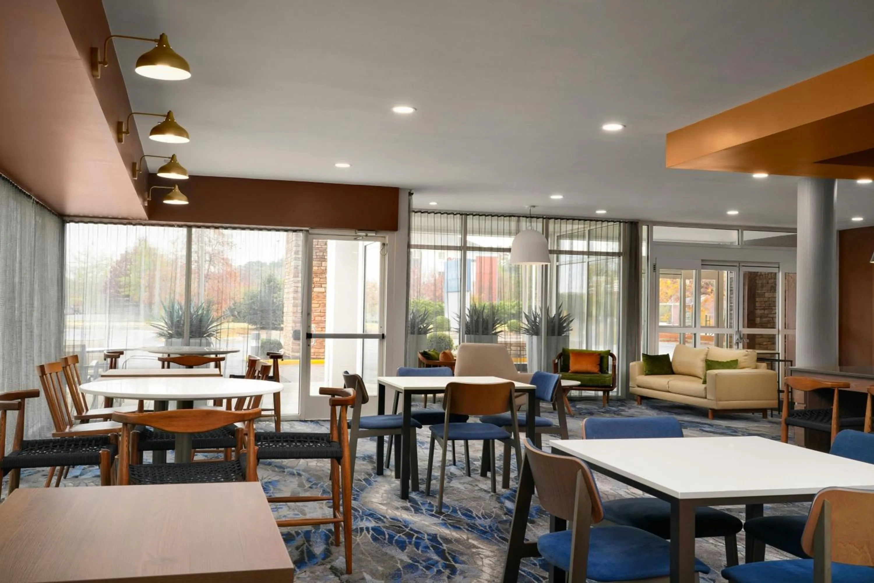 Lobby or reception in Fairfield Inn & Suites by Marriott Chesapeake Suffolk