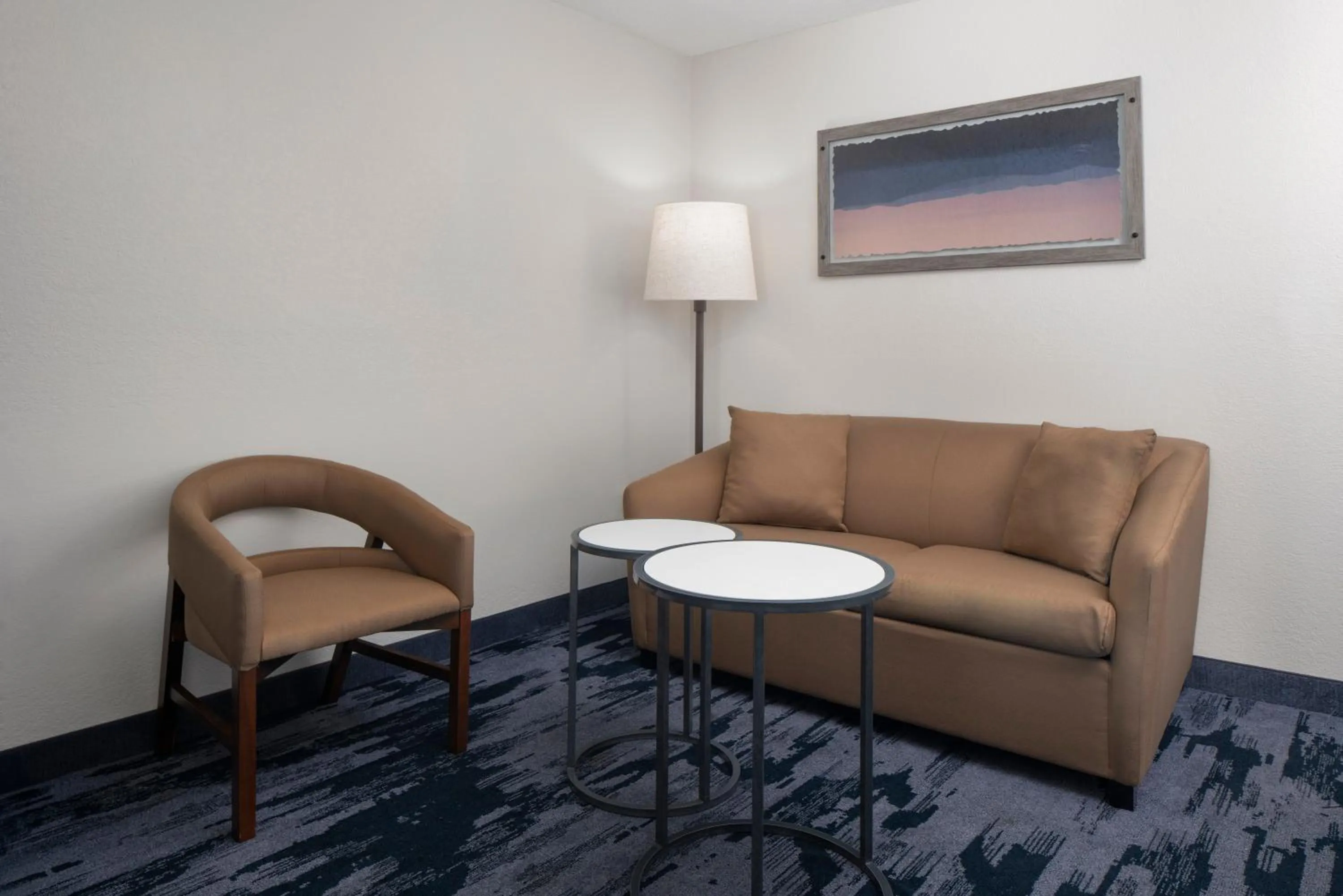 Seating area in Fairfield Inn & Suites by Marriott Chesapeake Suffolk