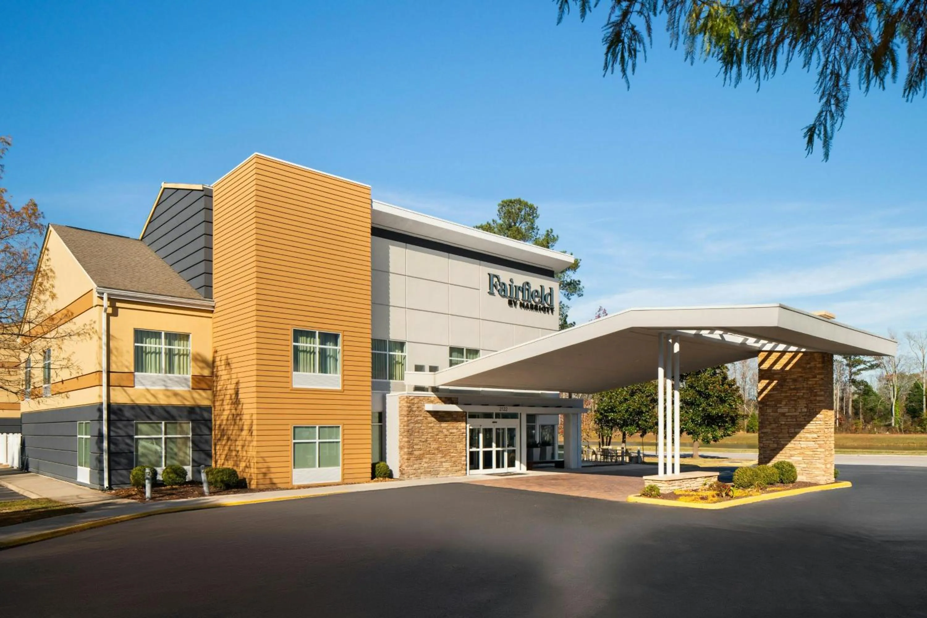 Property building in Fairfield Inn & Suites by Marriott Chesapeake Suffolk