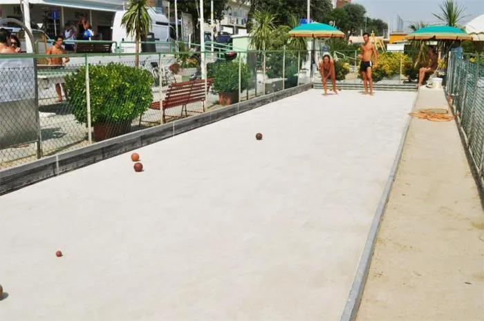 Beach in Hotel Diamante 5 minuti dalla fiera di rimini CON PARCHEGGIO INCLUSO