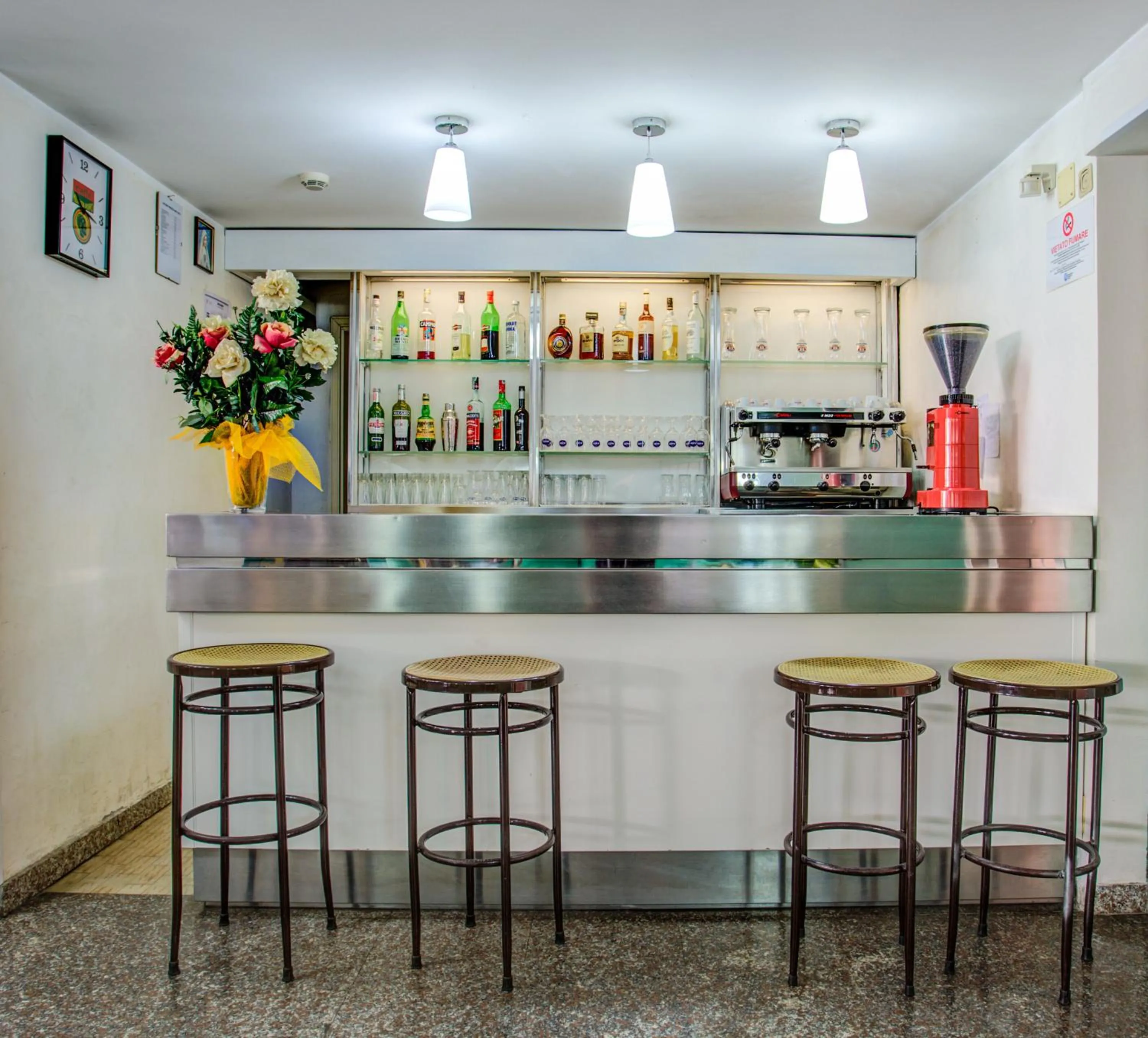 Hotel Diamante 5 minuti dalla fiera di rimini CON PARCHEGGIO INCLUSO