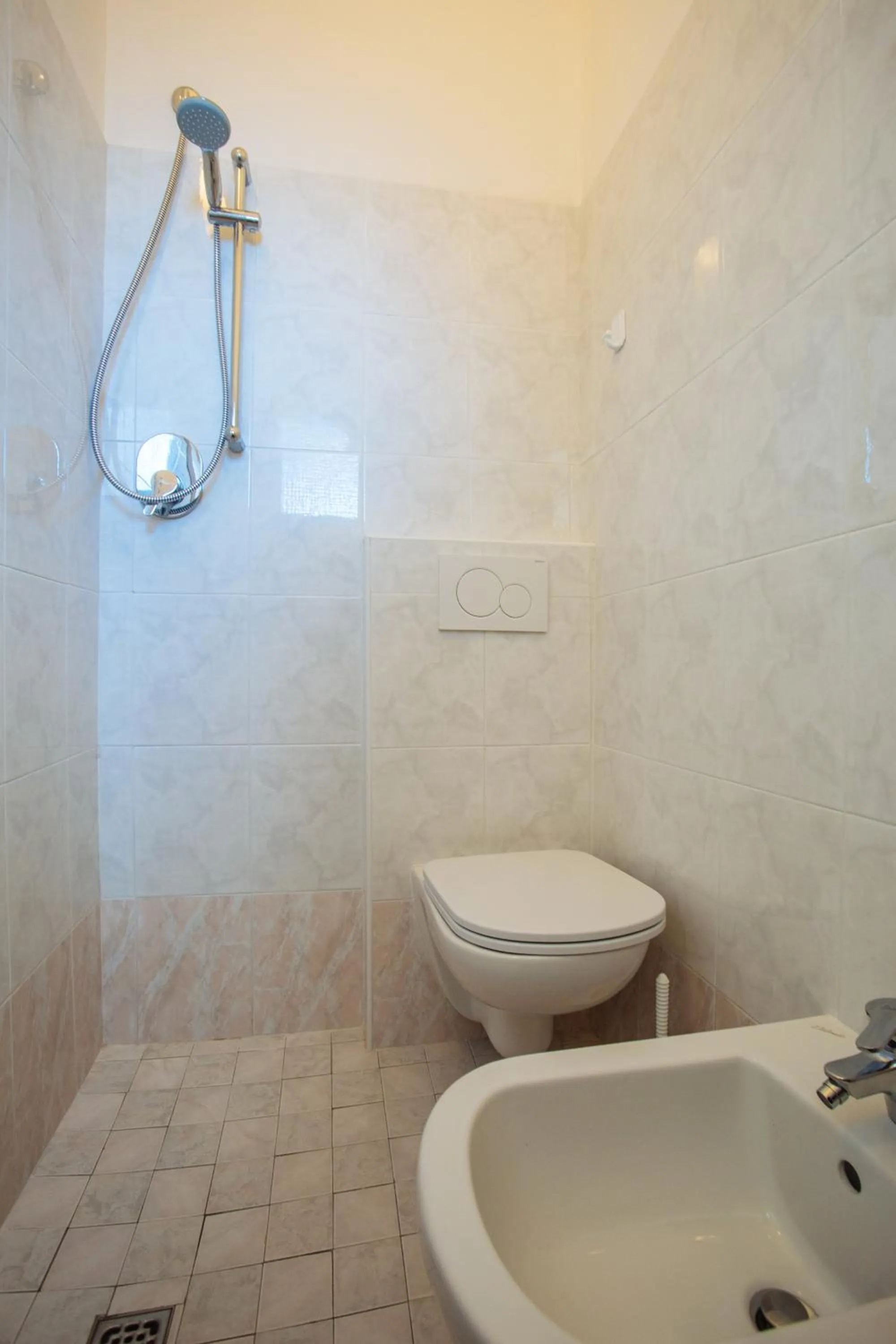 Hotel Diamante 5 minuti dalla fiera di rimini CON PARCHEGGIO INCLUSO