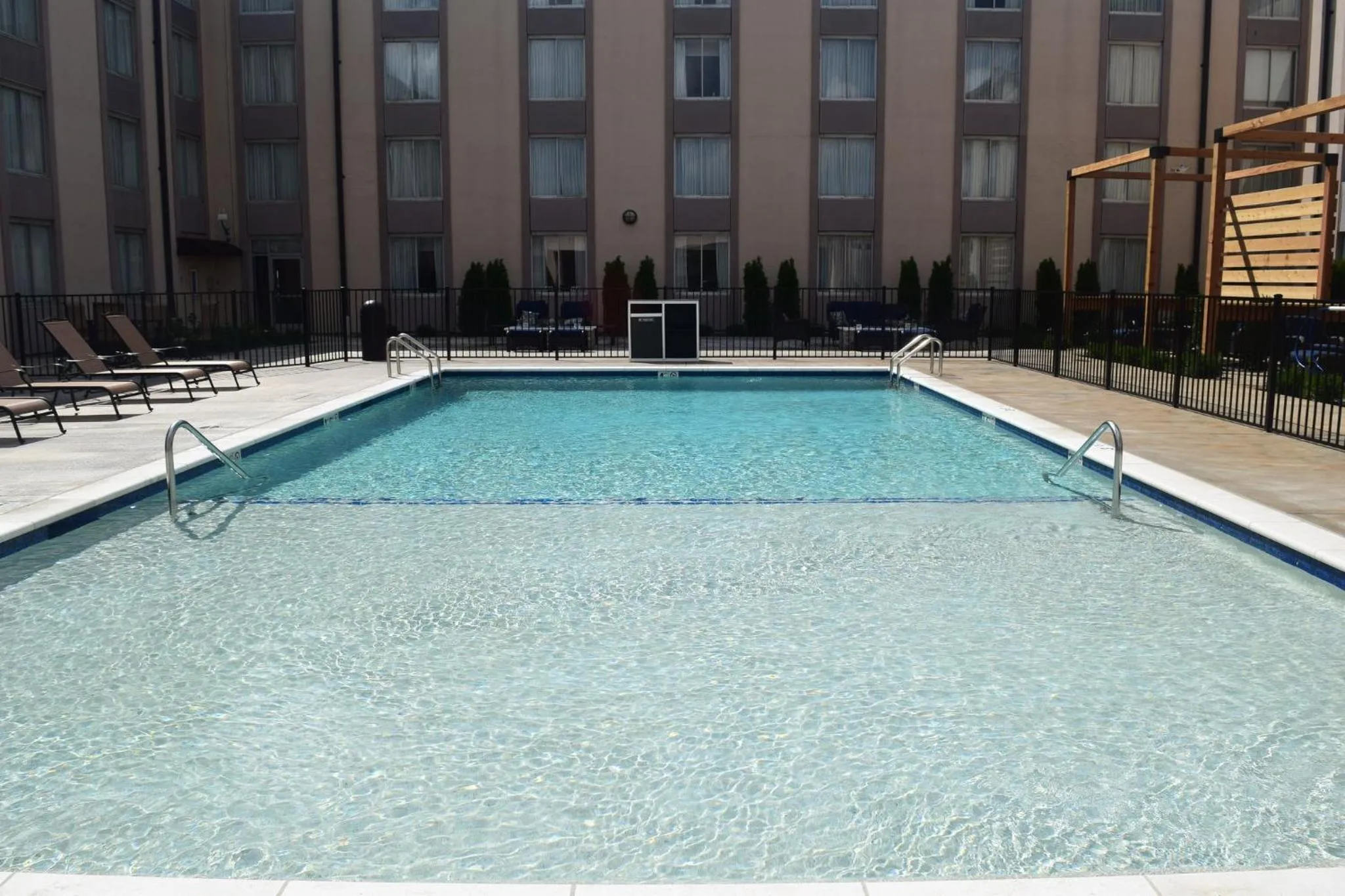 Swimming pool in Holiday Inn St Louis SW - Route 66 by IHG