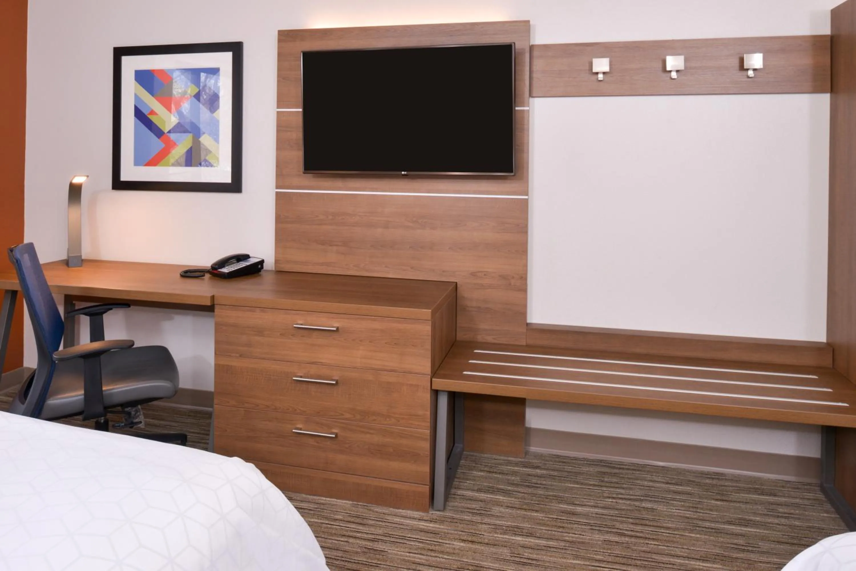TV and multimedia, Bed in Holiday Inn Express Glenwood Springs Aspen Area by IHG