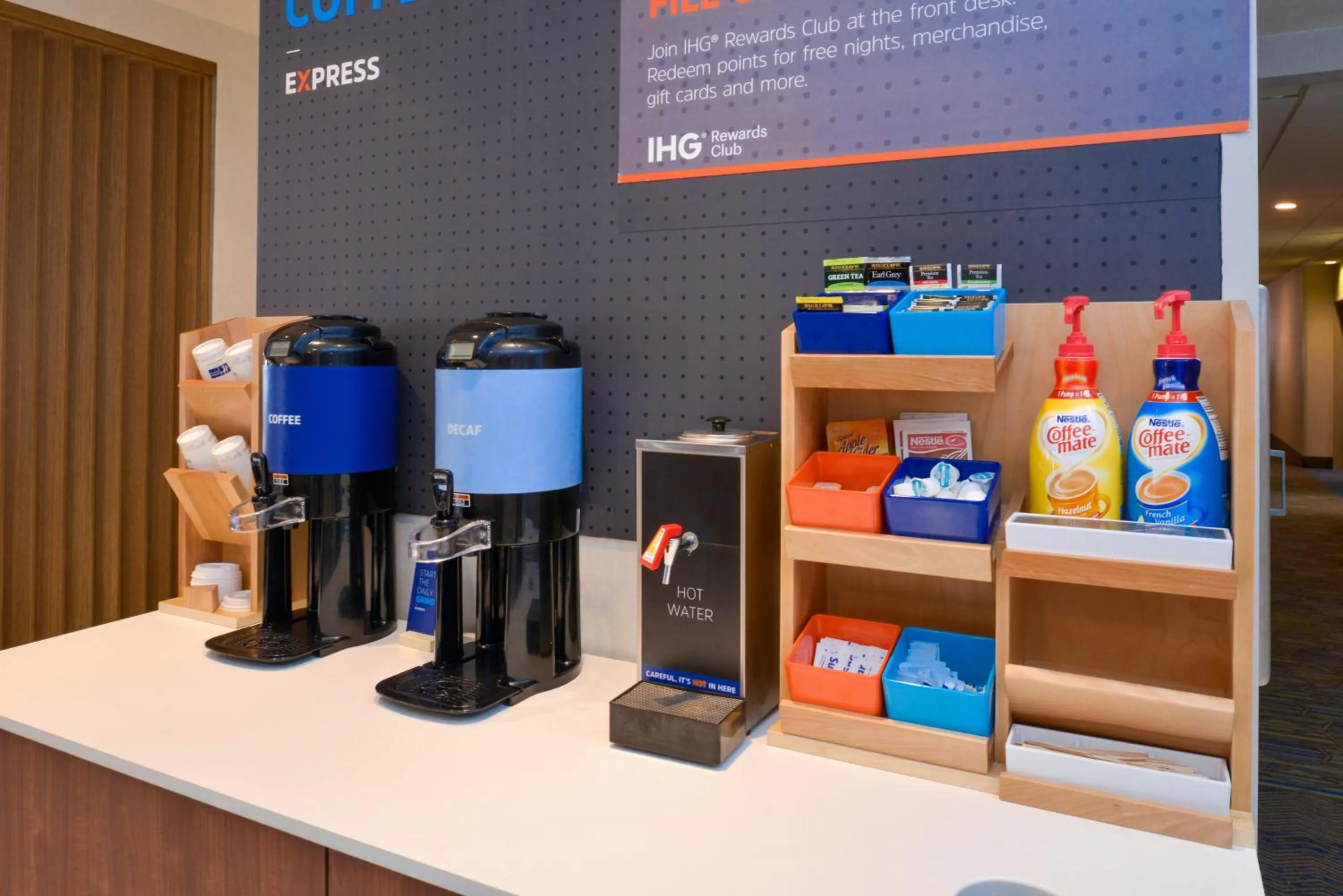 Photo of the whole room in Holiday Inn Express Glenwood Springs Aspen Area by IHG