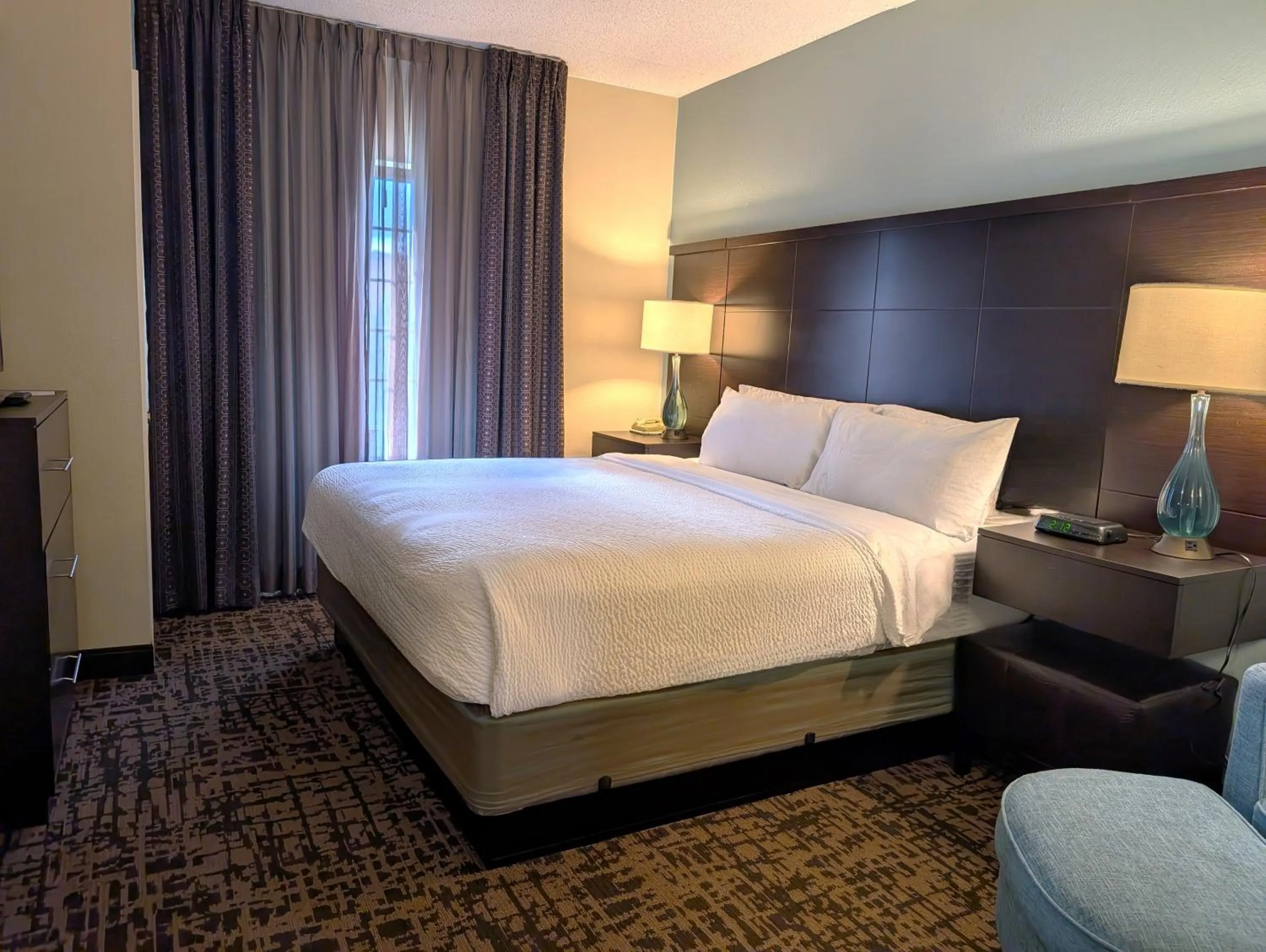 Bedroom, Bed in Staybridge Suites Indianapolis-Fishers by IHG