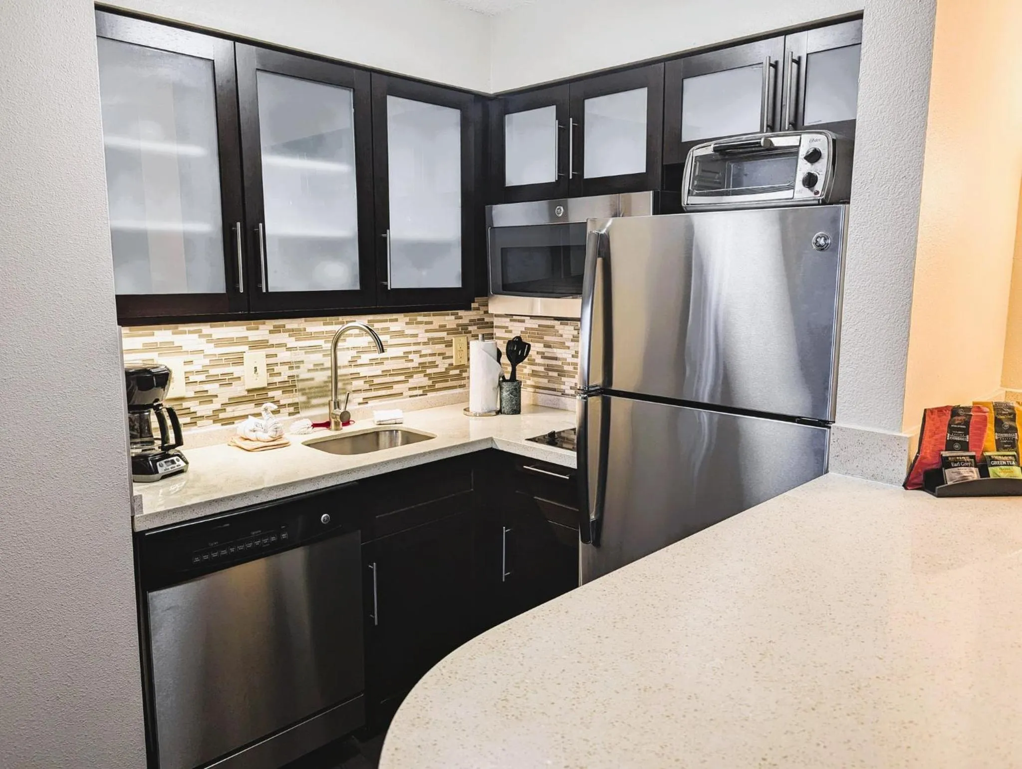 Photo of the whole room in Staybridge Suites Indianapolis-Fishers by IHG