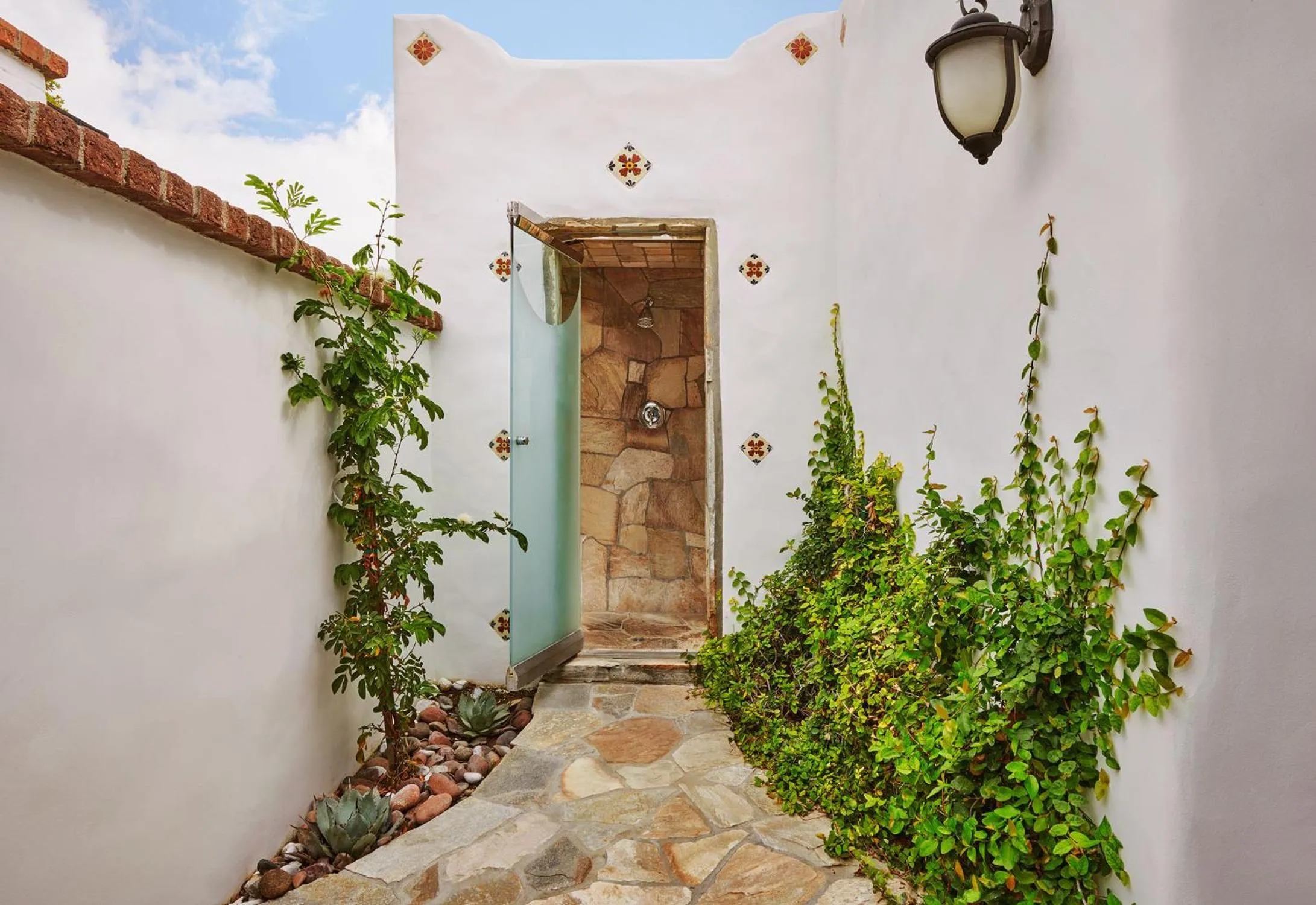 Patio in Lucille Palm Springs