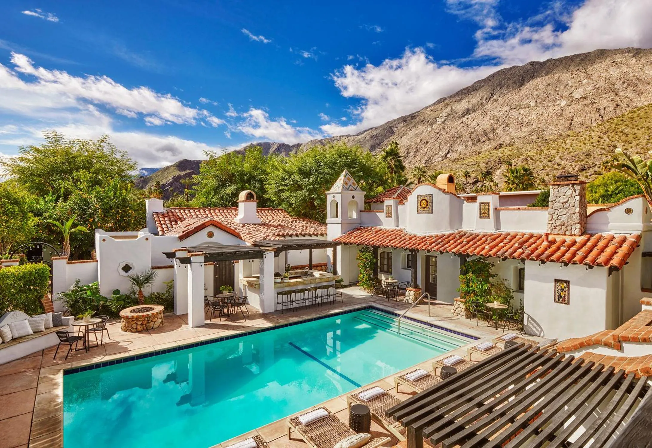 Property building in Lucille Palm Springs