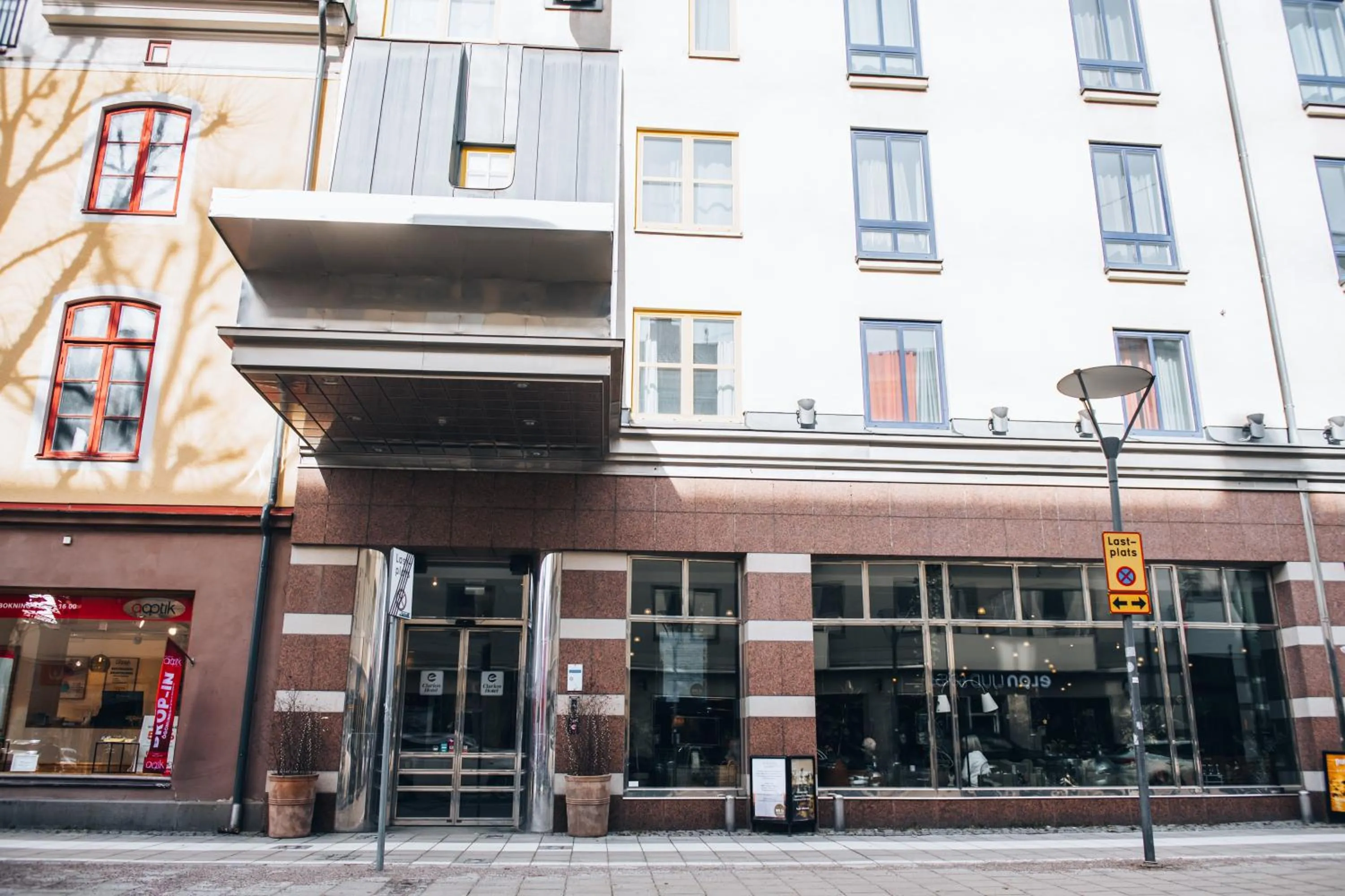 Facade/entrance in Clarion Hotel Örebro
