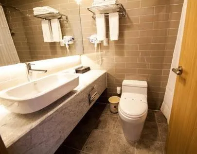 Toilet in Asia Lakeside Hotel