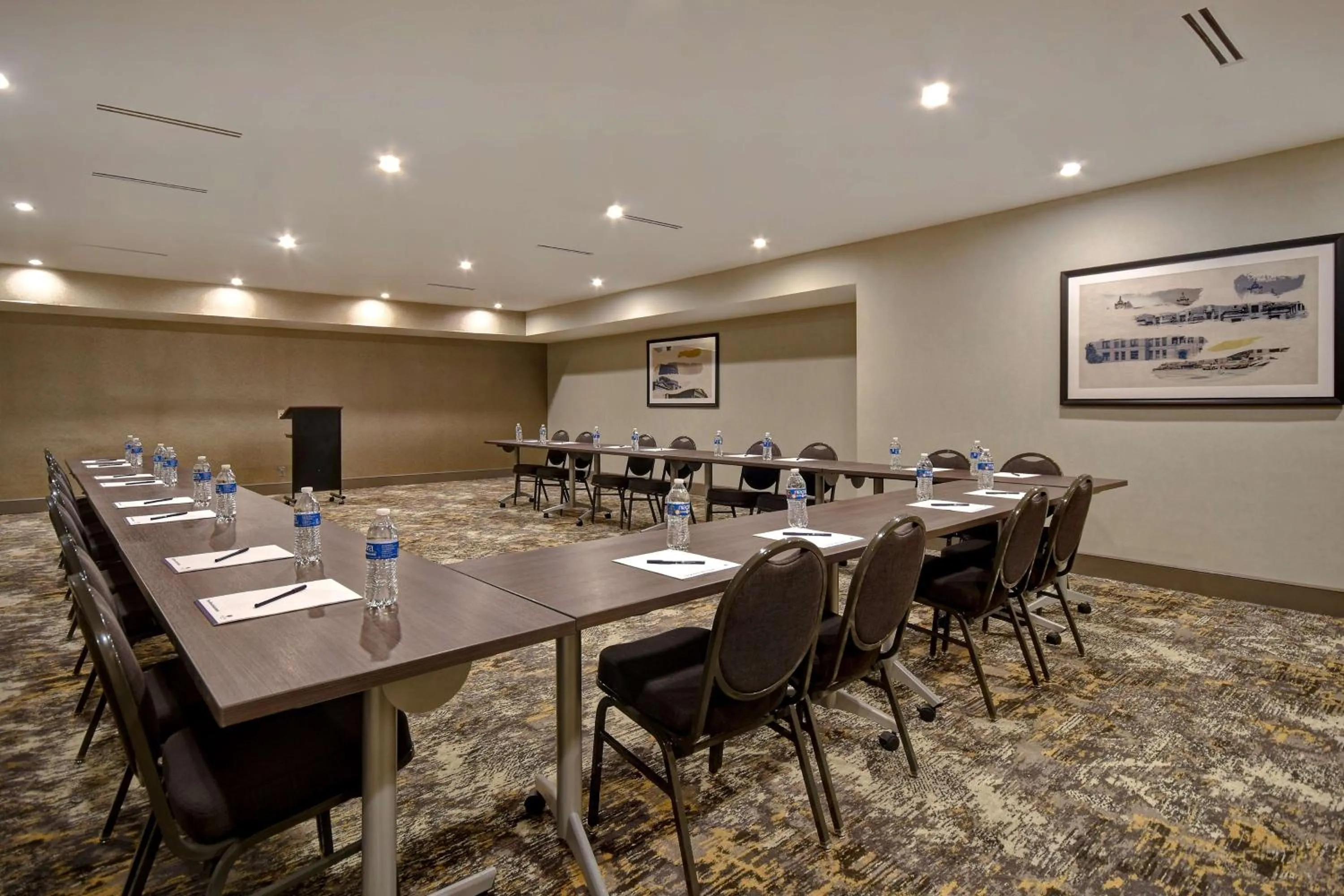 Meeting/conference room in DoubleTree by Hilton St. Louis Airport, MO