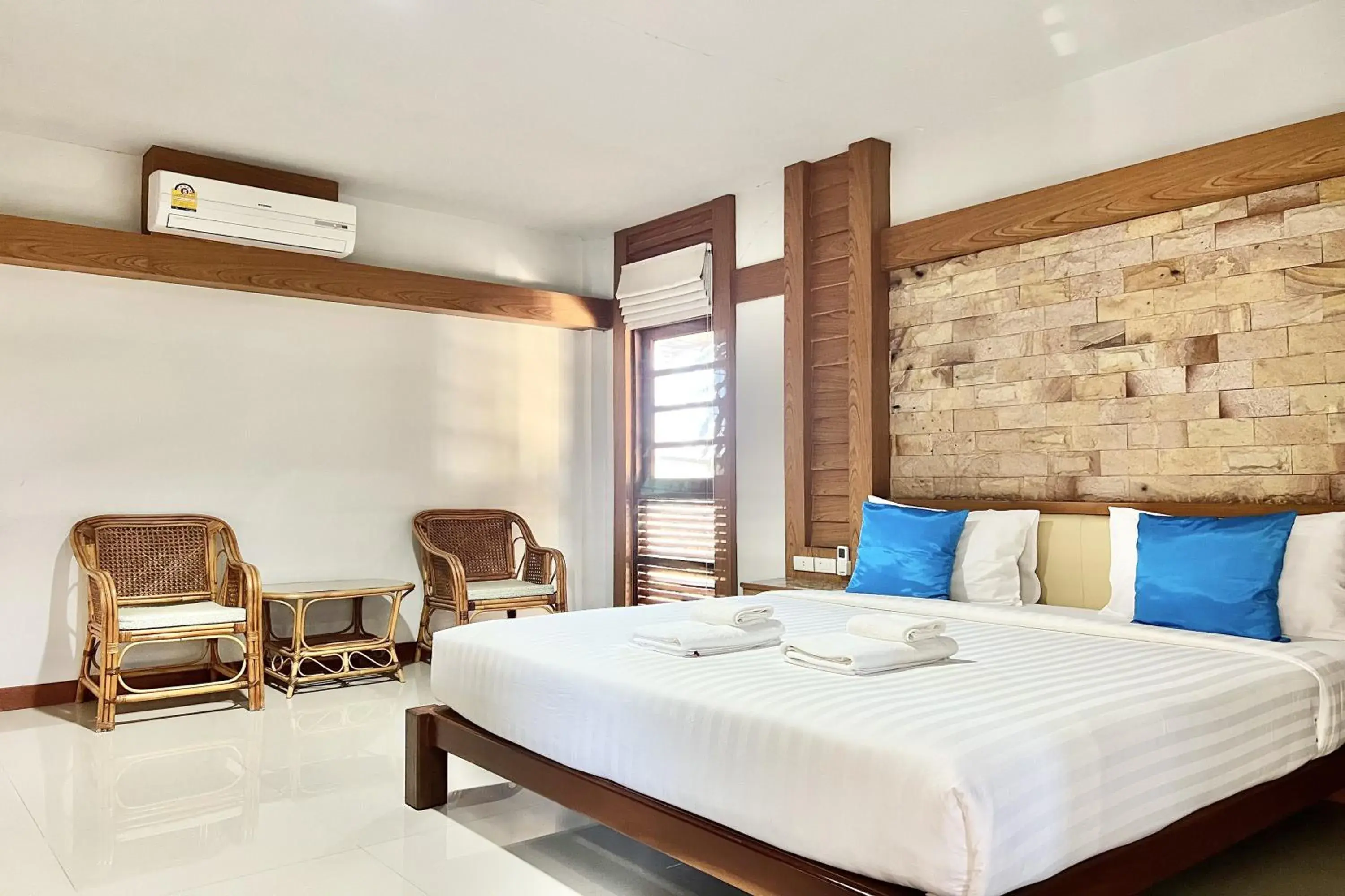 Deluxe King Room in Ruentara Resort & Villa Deluxe King Room in Ruentara Resort & Villa