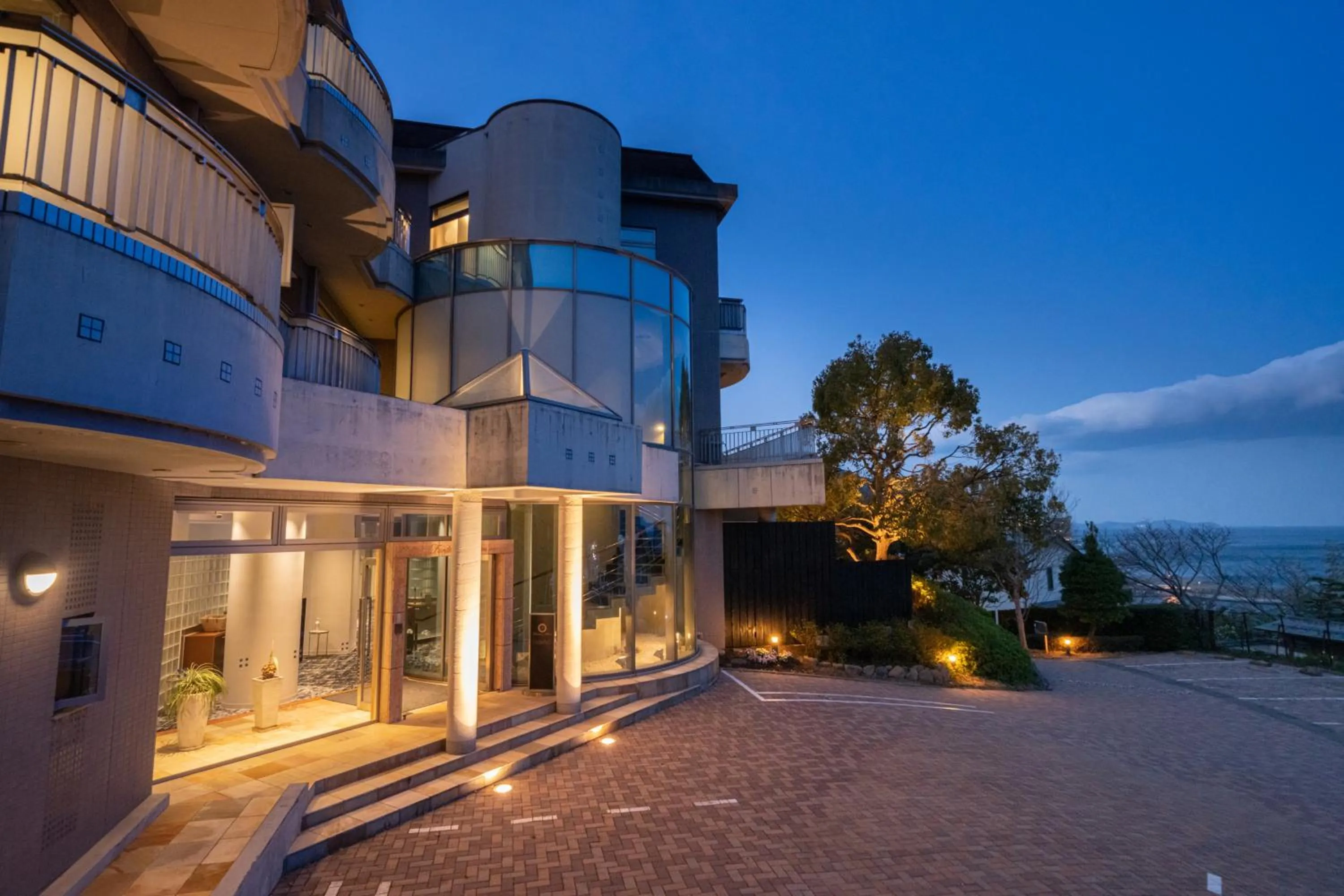 Property building in Auberge Fontaine Bleau Atami