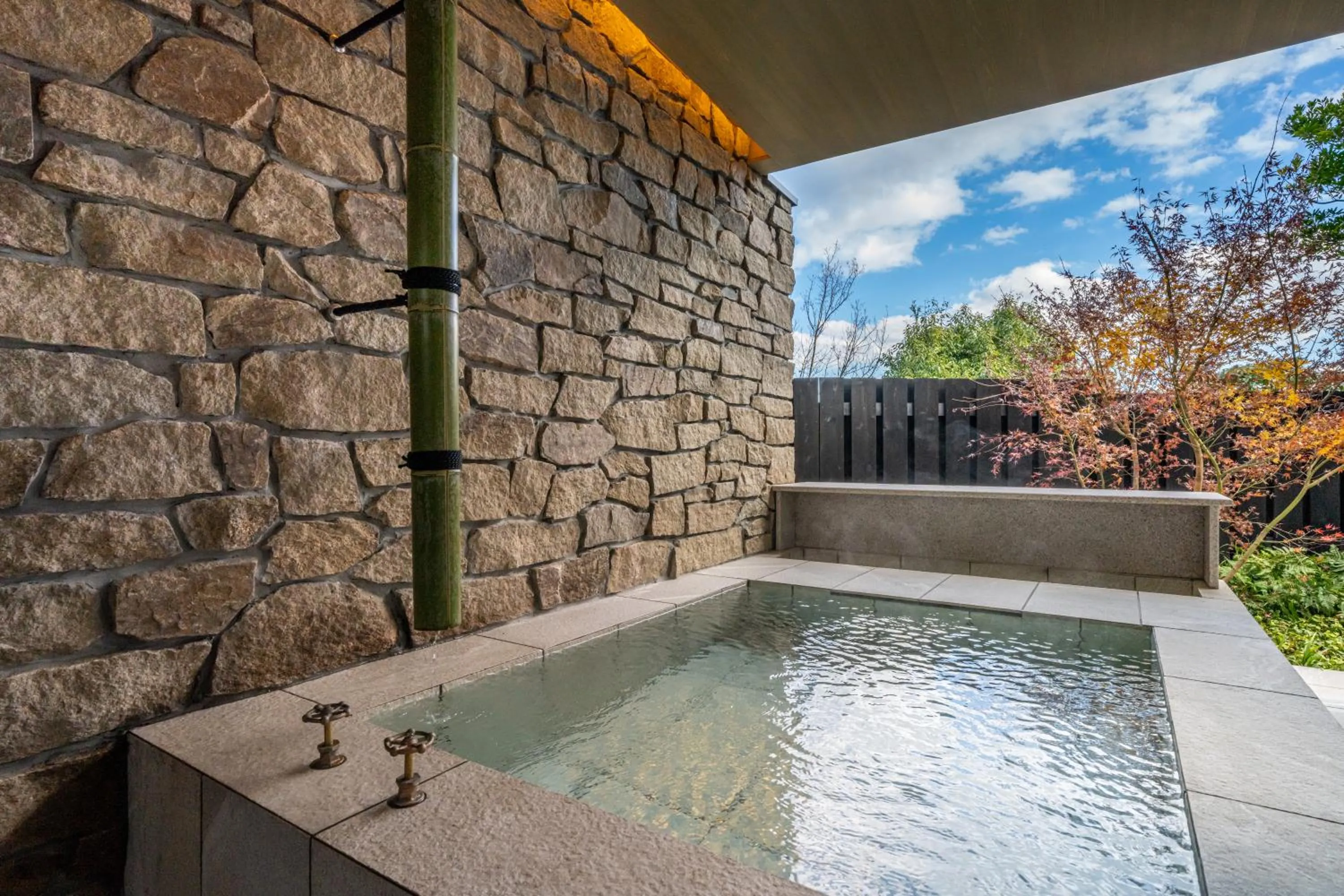 Photo of the whole room in Auberge Fontaine Bleau Atami