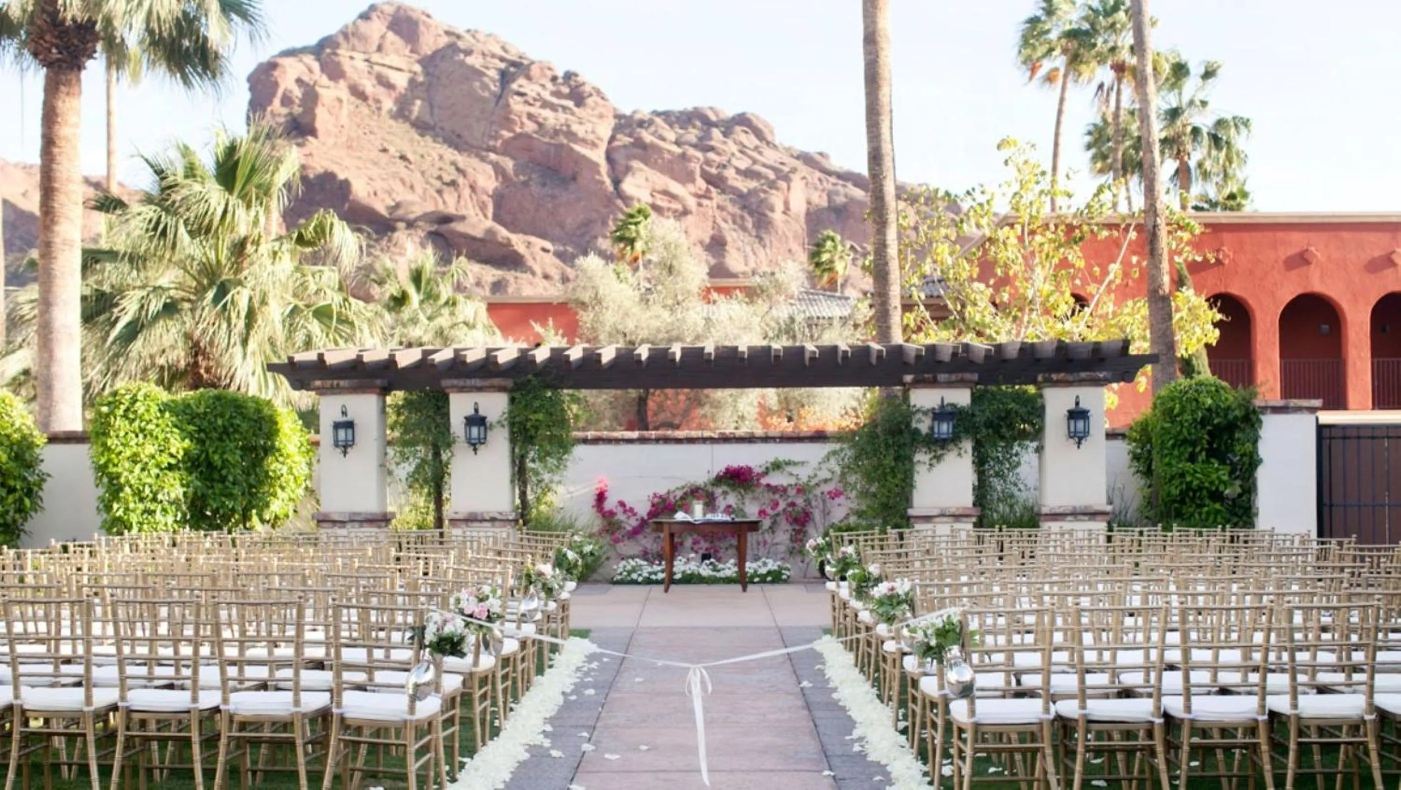 wedding in Omni Scottsdale Resort & Spa at Montelucia