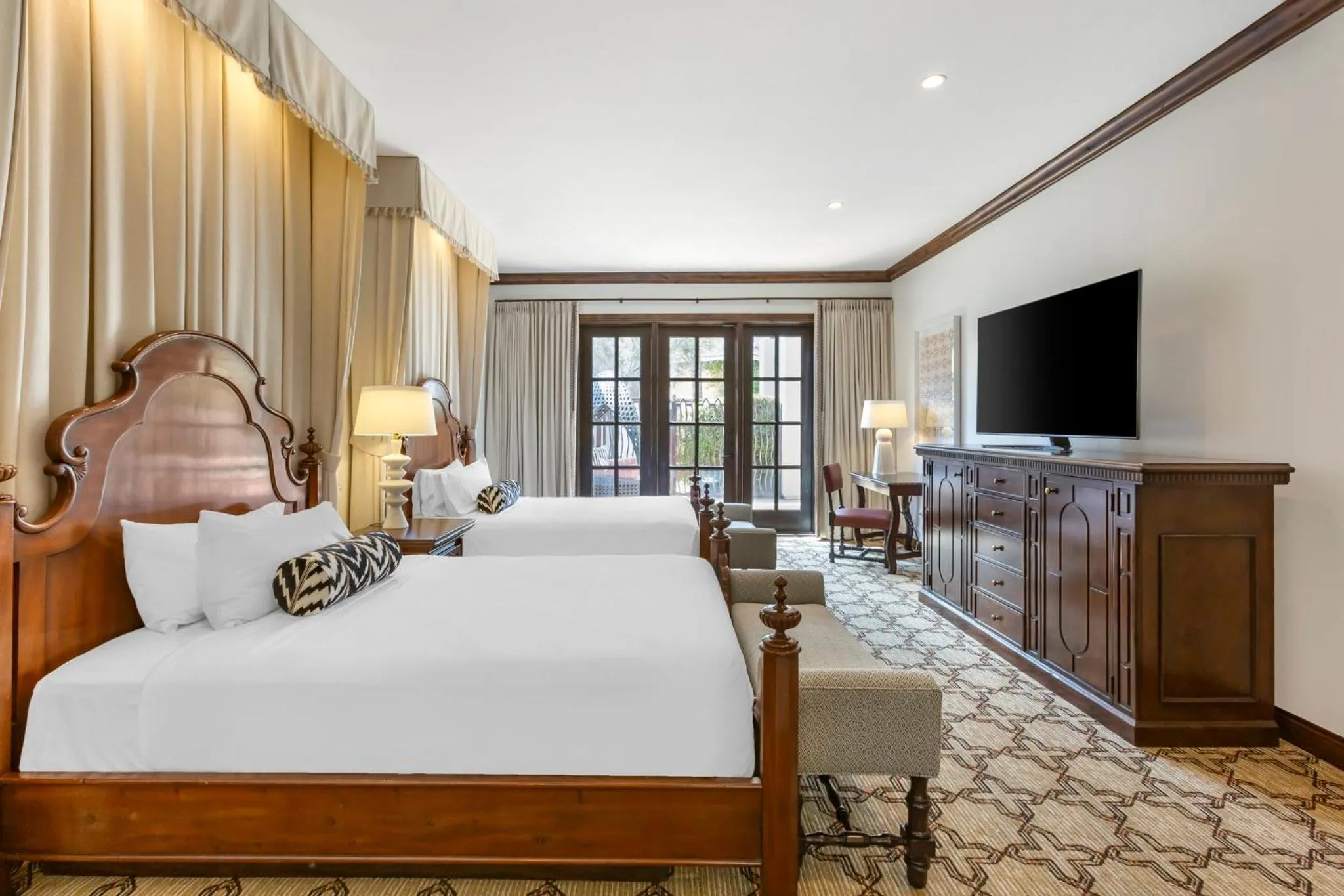 Photo of the whole room, Bed in Omni Scottsdale Resort & Spa at Montelucia