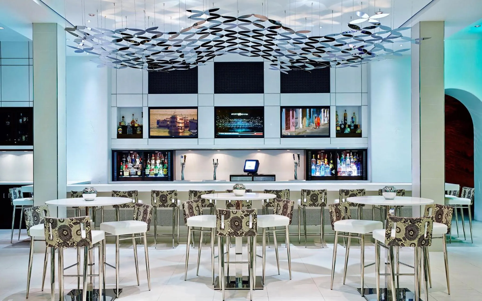 Restaurant/places to eat in Omni Scottsdale Resort & Spa at Montelucia