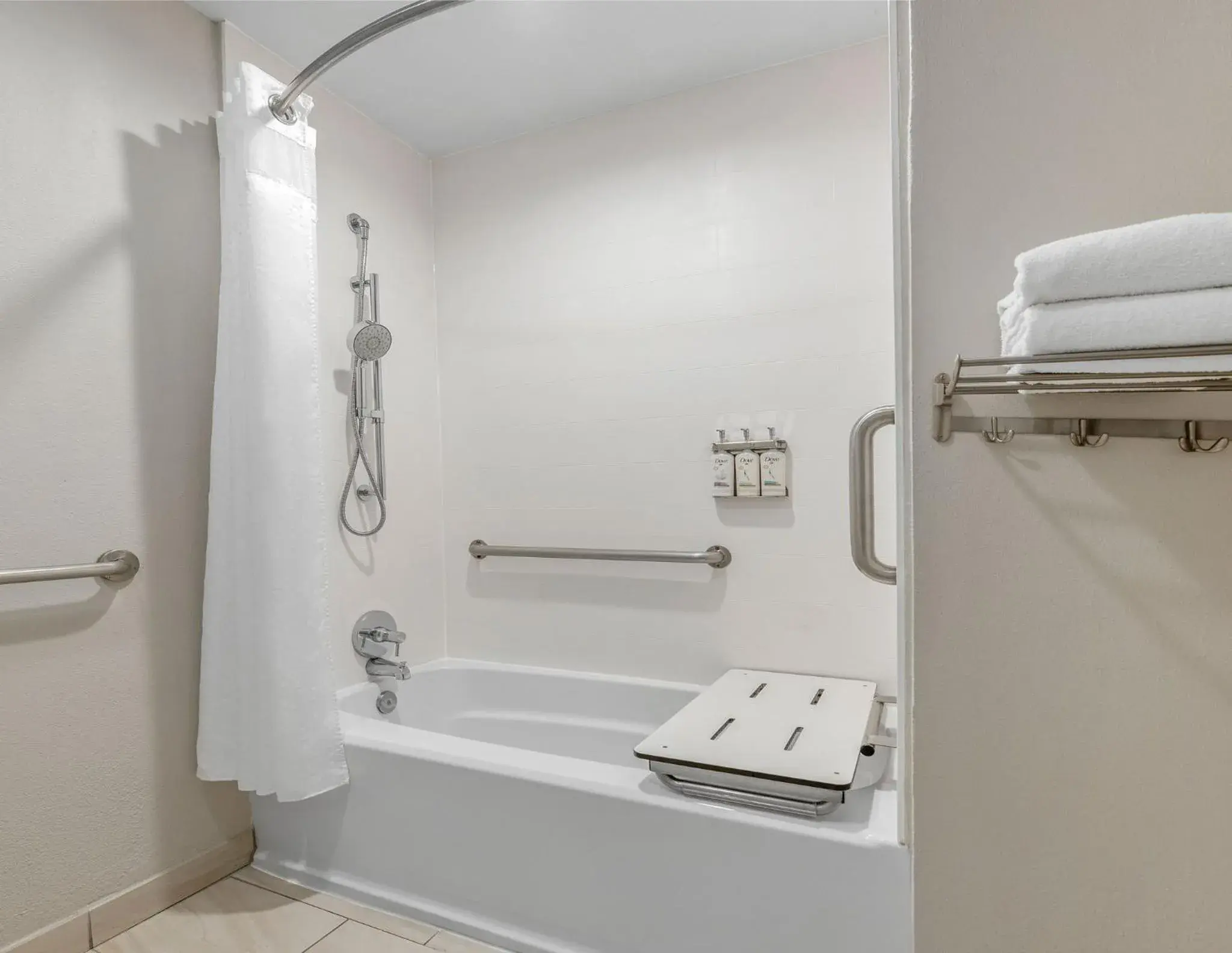 King Room - Mobility Access/Hearing Accessible in Holiday Inn Express San Diego South - National City by IHG King Room - Mobility Access/Hearing Accessible in Holiday Inn Express San Diego South - National City by IHG