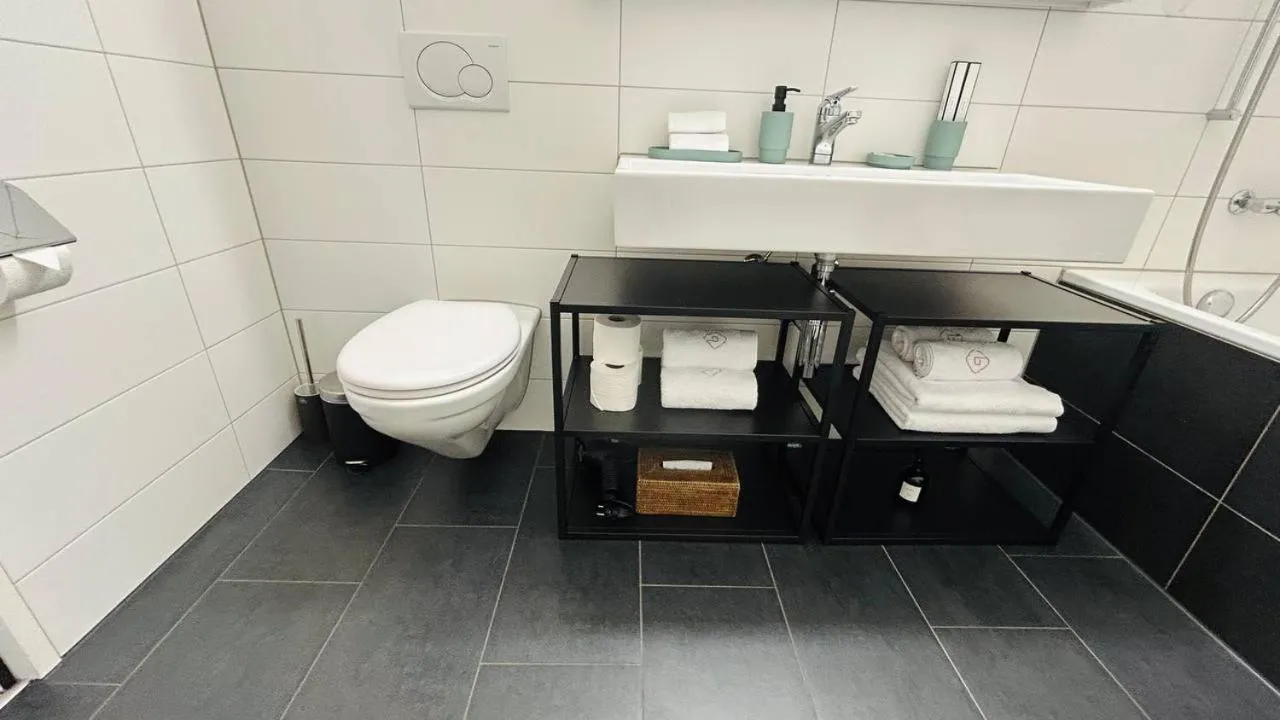 Paradeplatz Apartment by Airhome