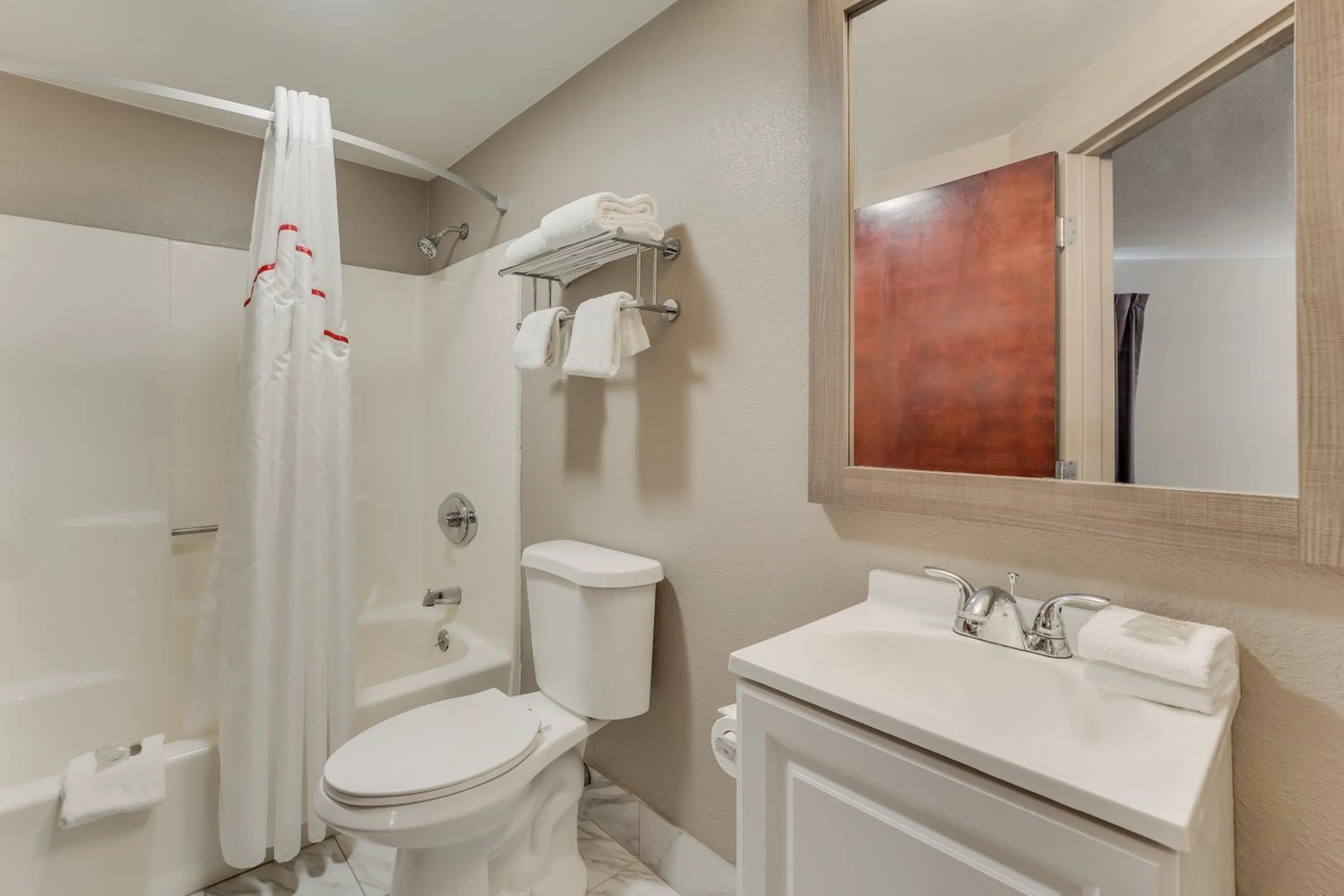 Bathroom in Red Roof Inn & Suites Newport - Middletown, RI