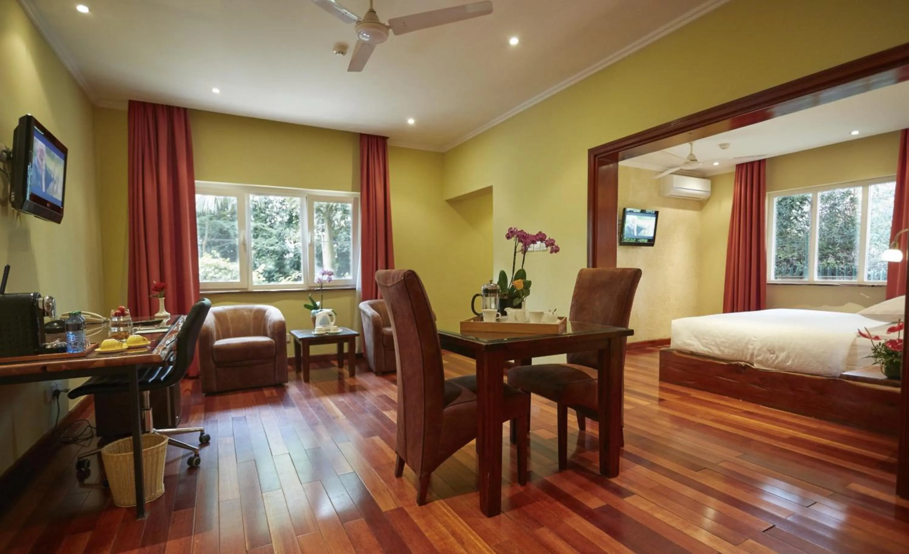 Photo of the whole room, Bed in Fairview Nairobi