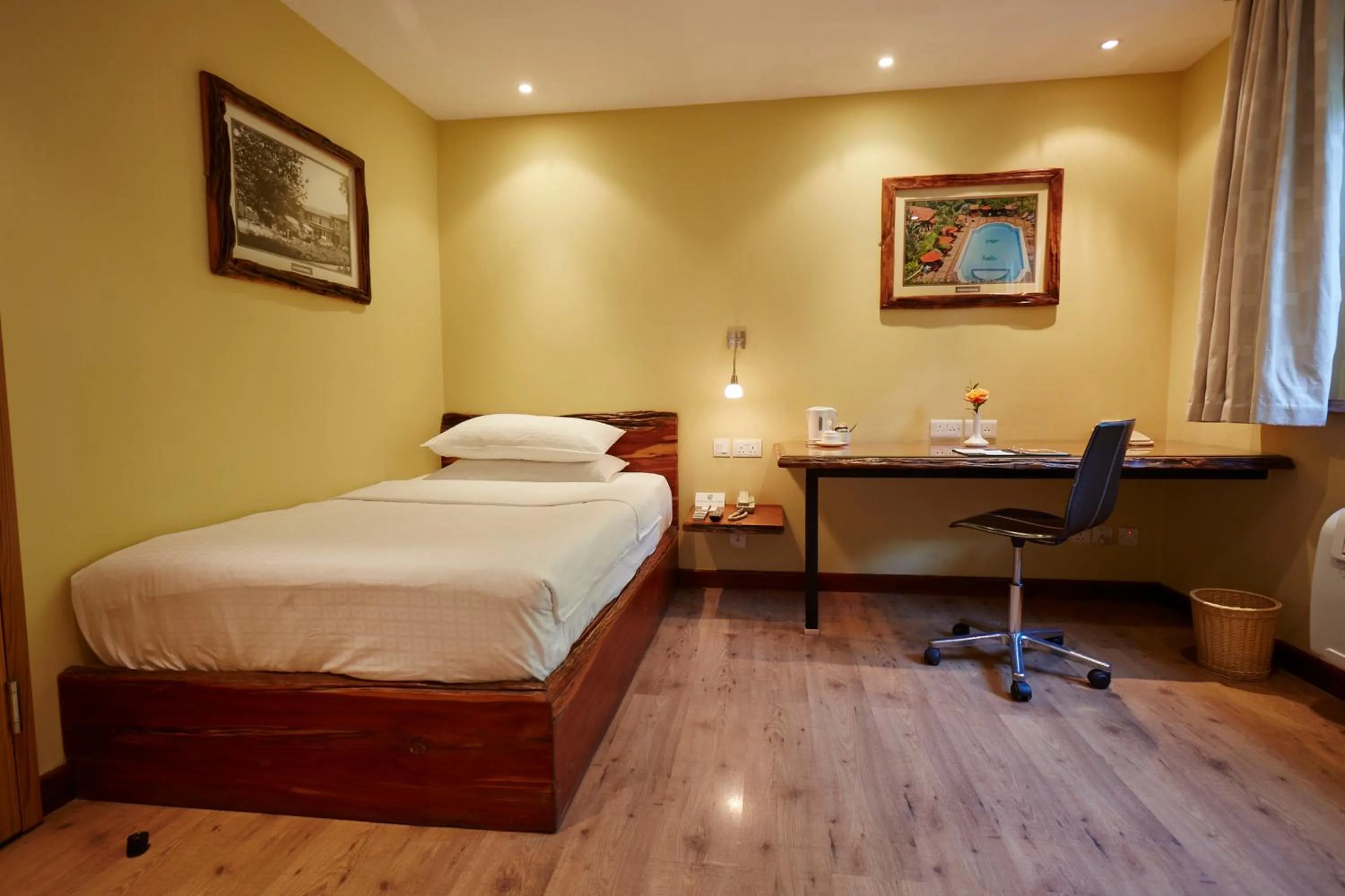 Photo of the whole room, Bed in Fairview Nairobi