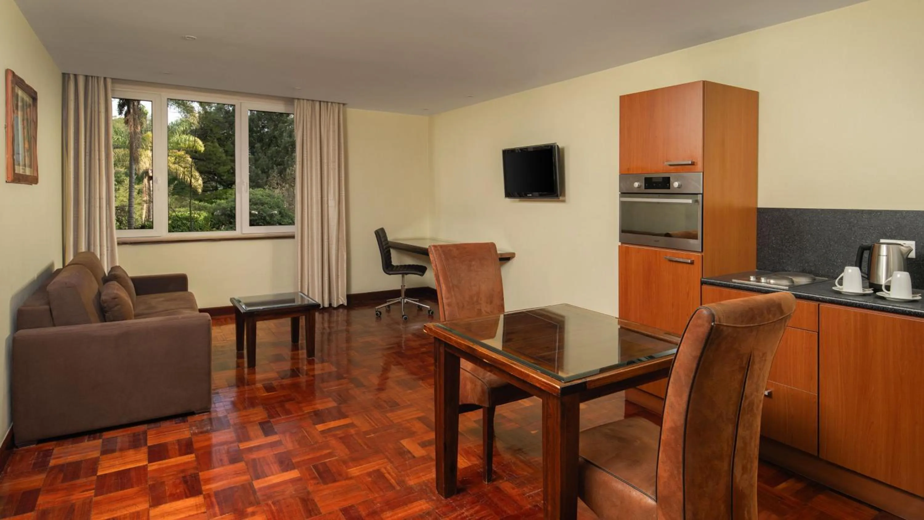 Kitchen or kitchenette, Seating Area in Fairview Nairobi