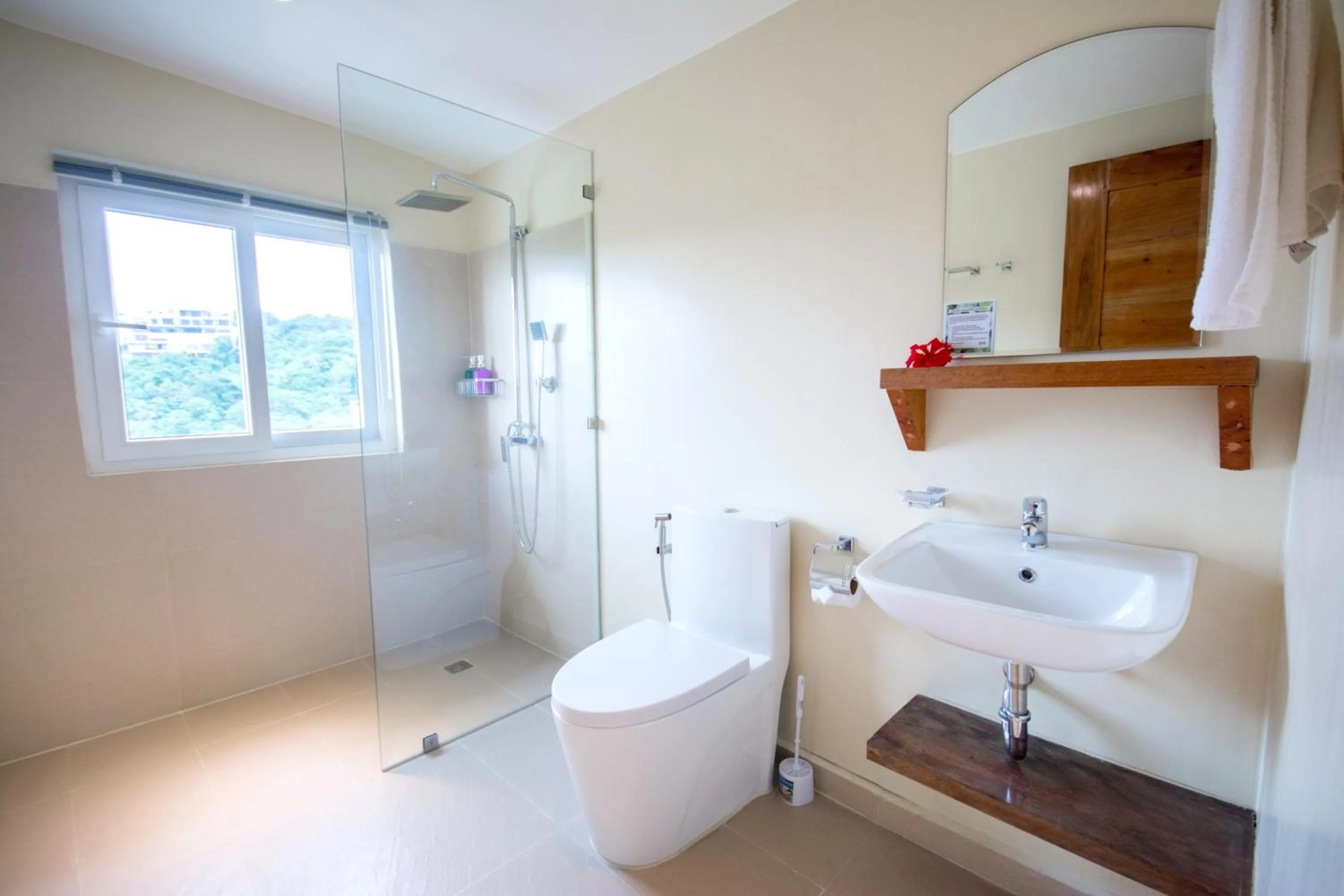 Shower in Boracay Amor Apartment